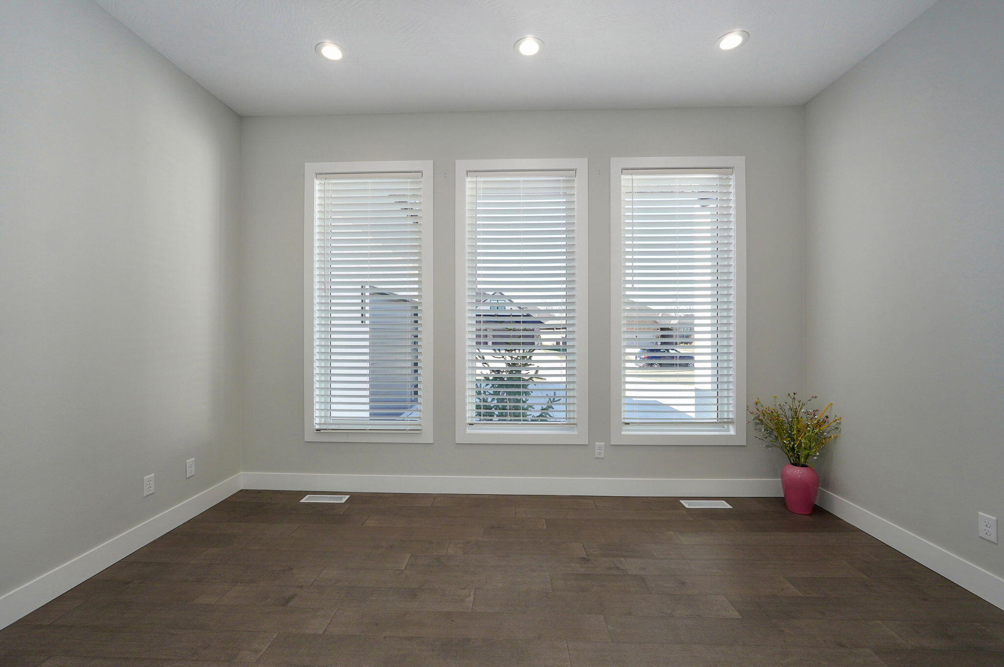 208 North Glengary Drive Property Photo 18