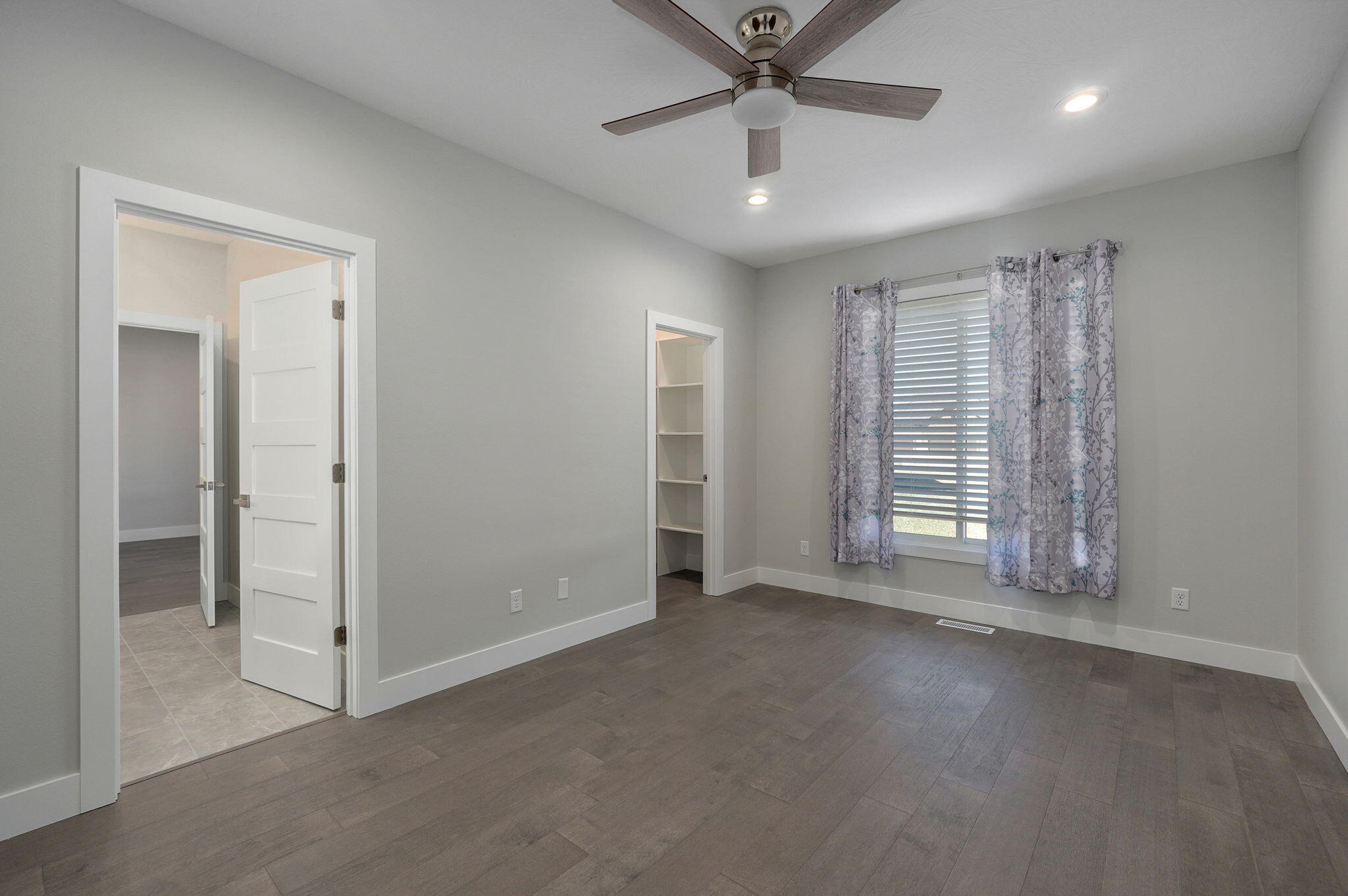 208 North Glengary Drive Property Photo 32