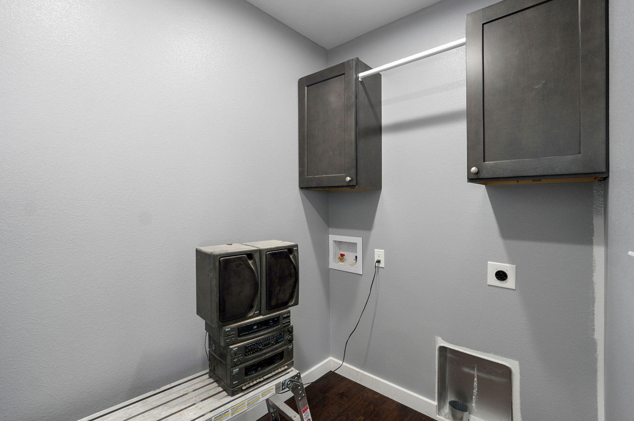 122 Alberta Drive Property Photo 15