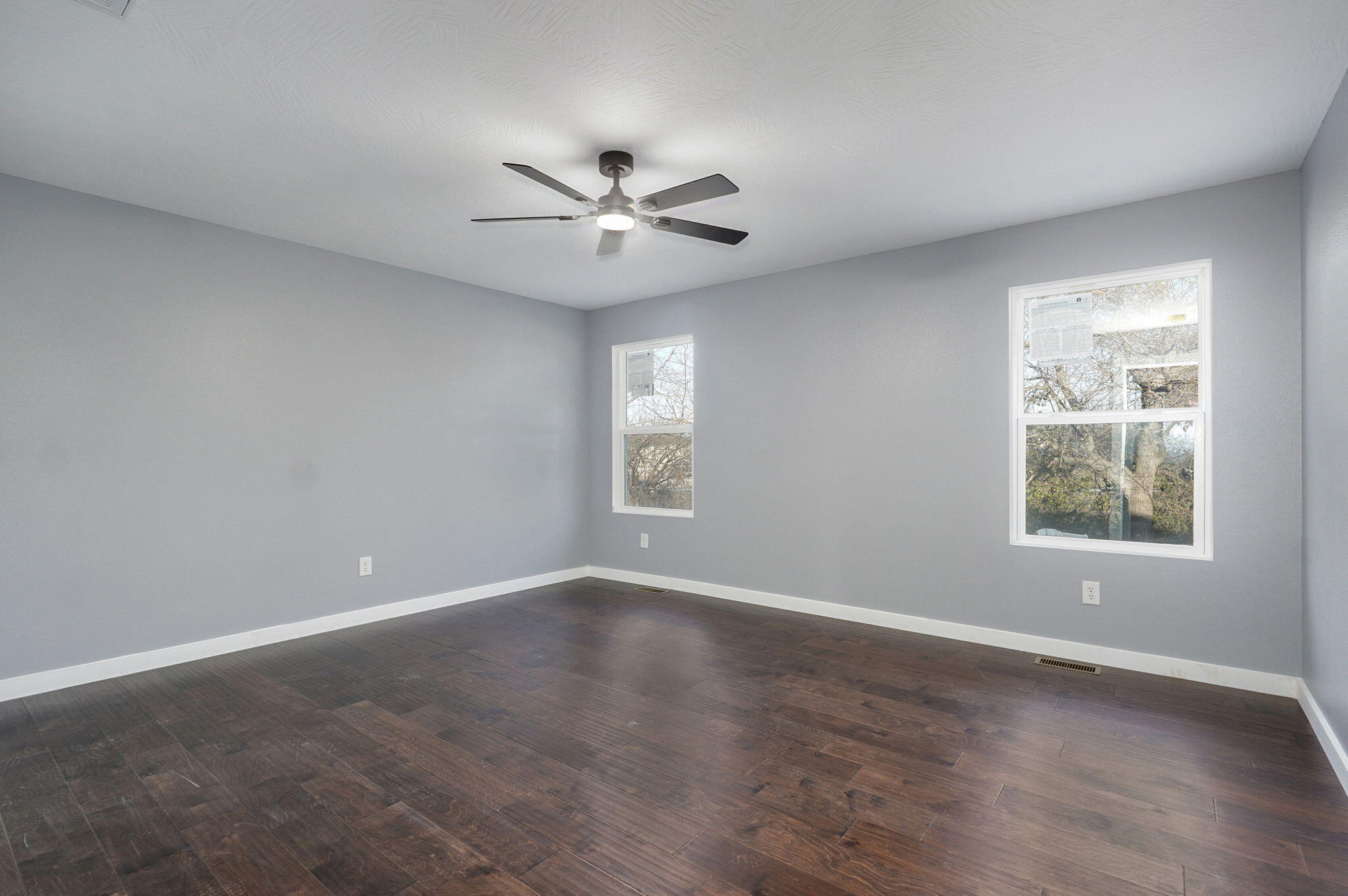 122 Alberta Drive Property Photo 16