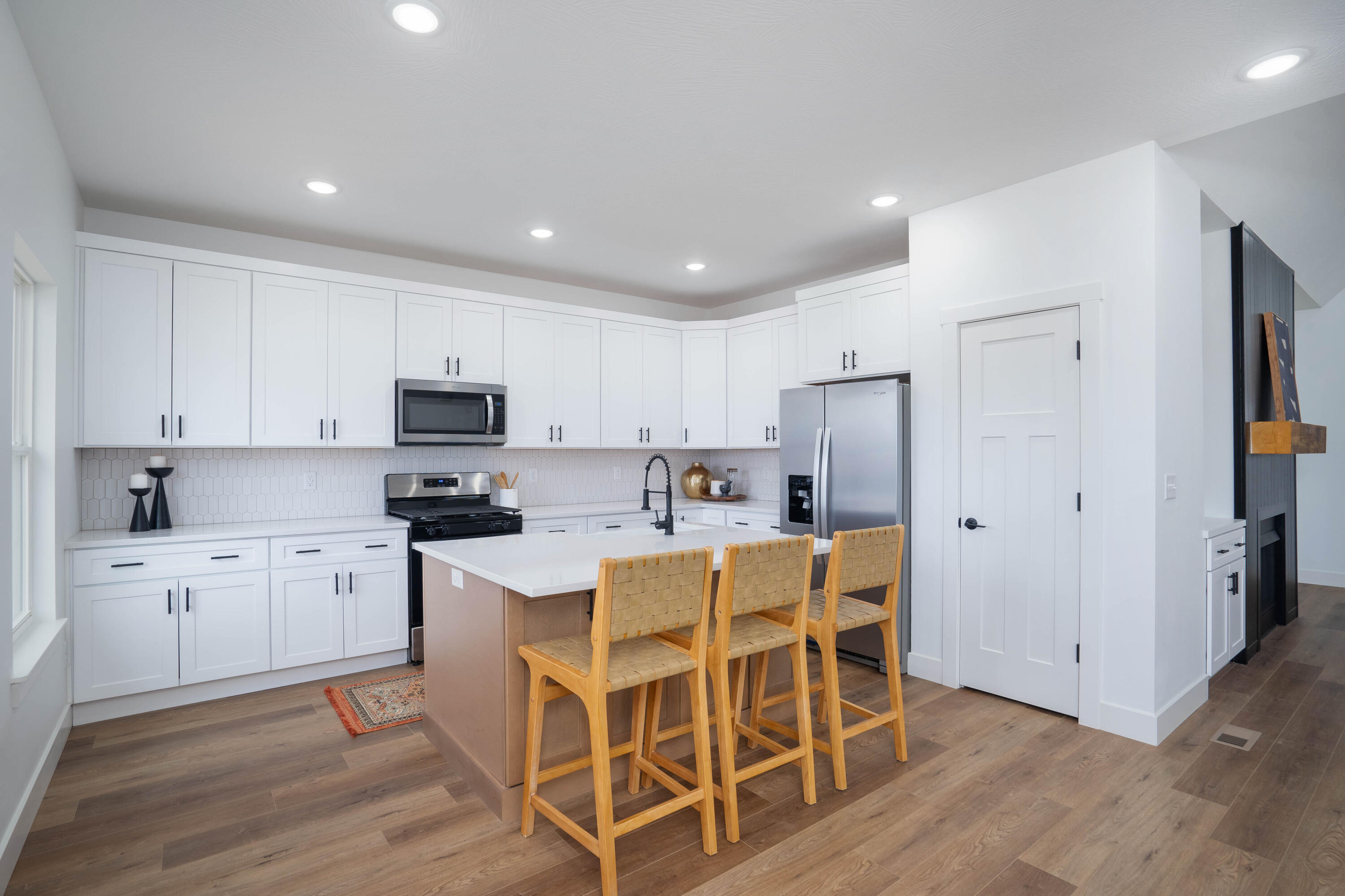 205 East Kelce Lane Property Photo 14