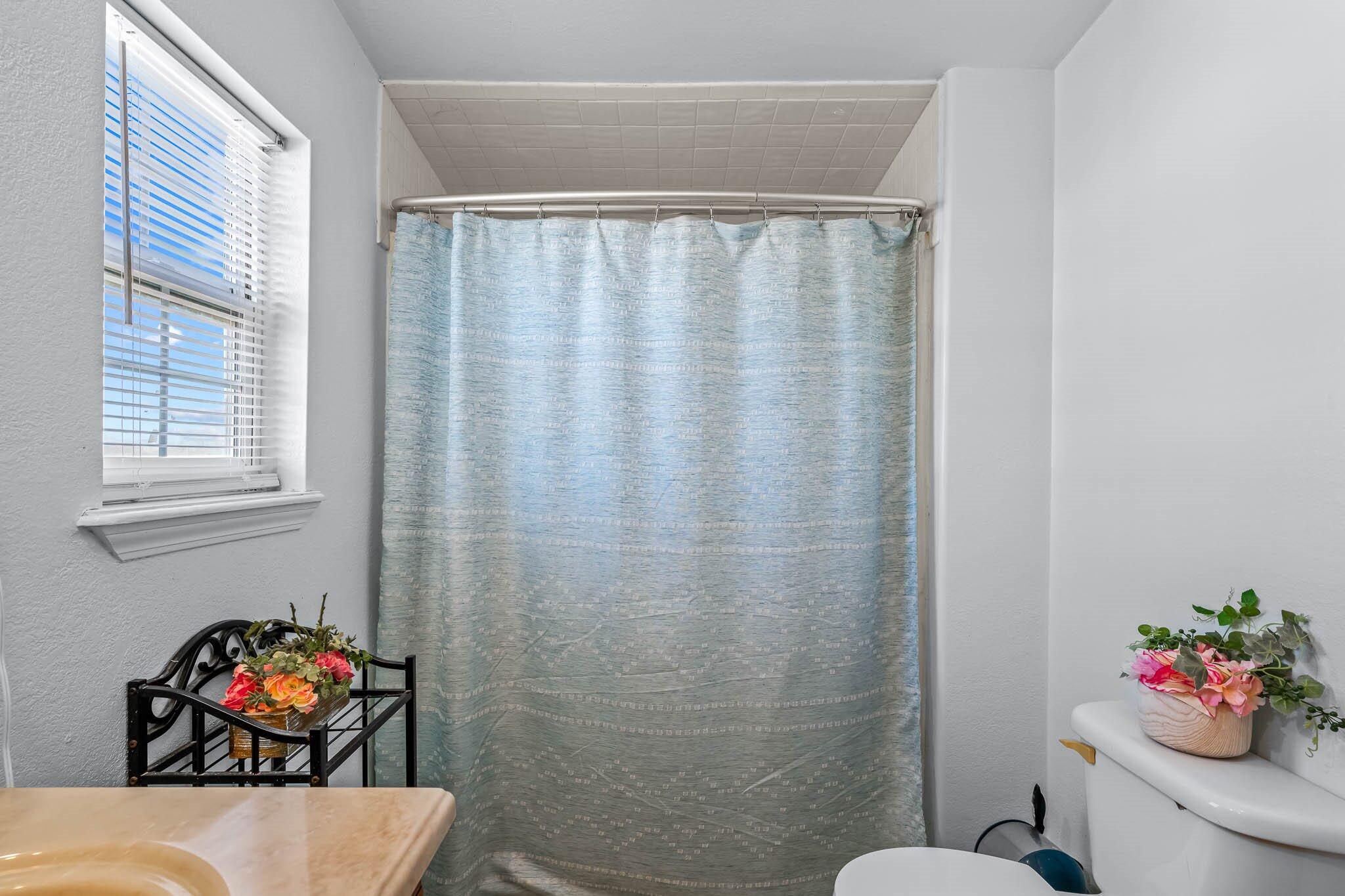 8490 Lawrence 1082 Property Photo 30