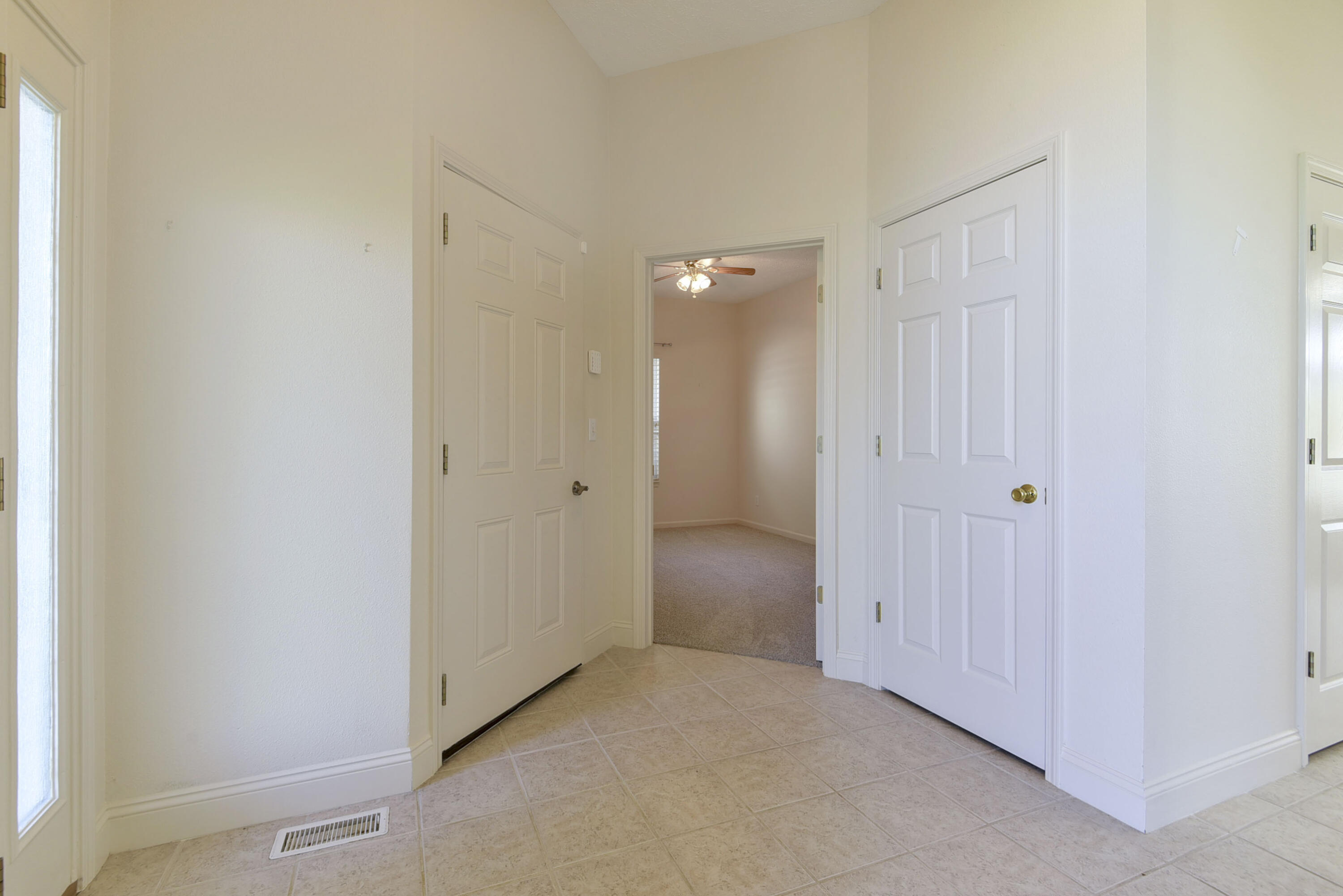 152 Sterling Way Property Photo 4