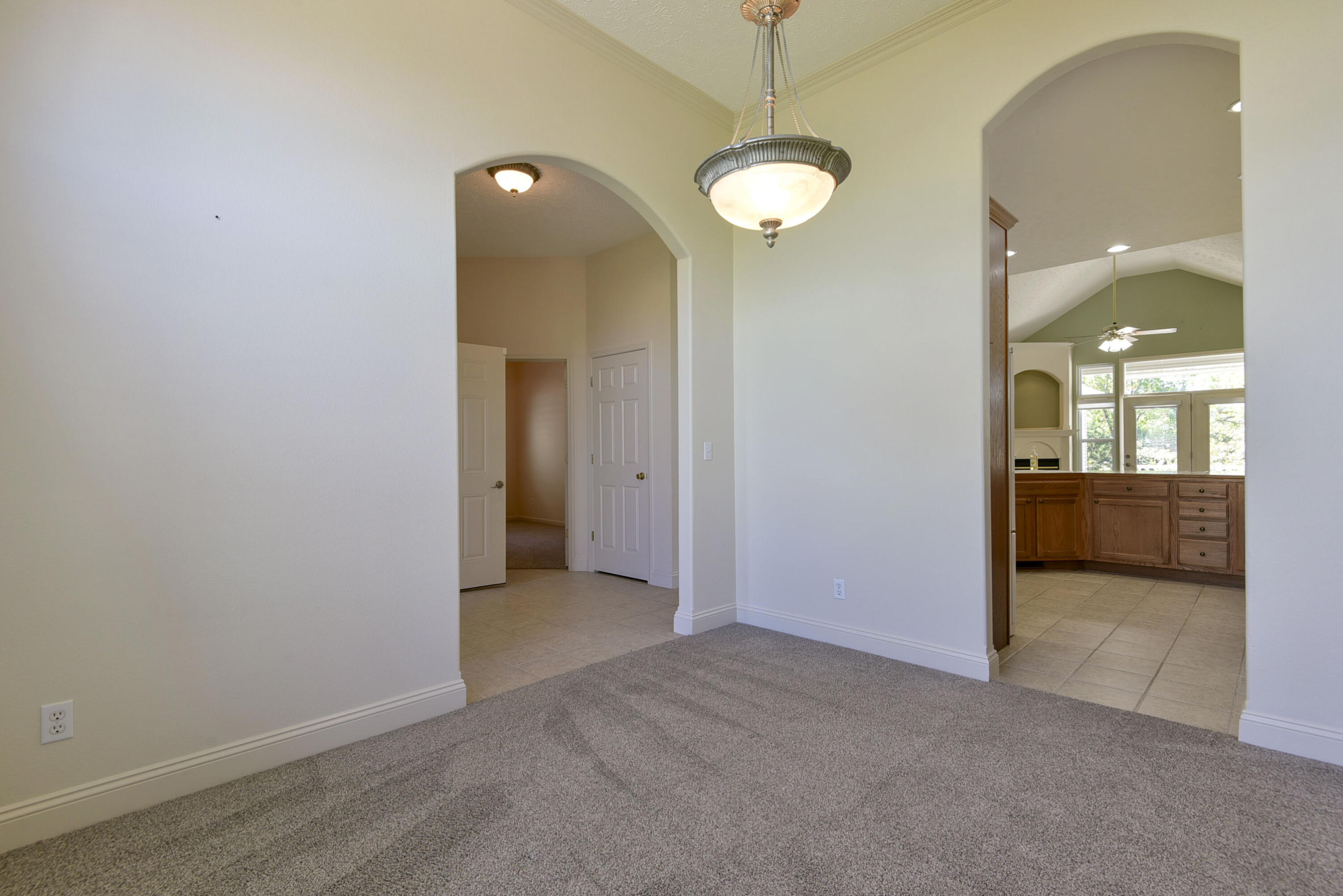 152 Sterling Way Property Photo 7