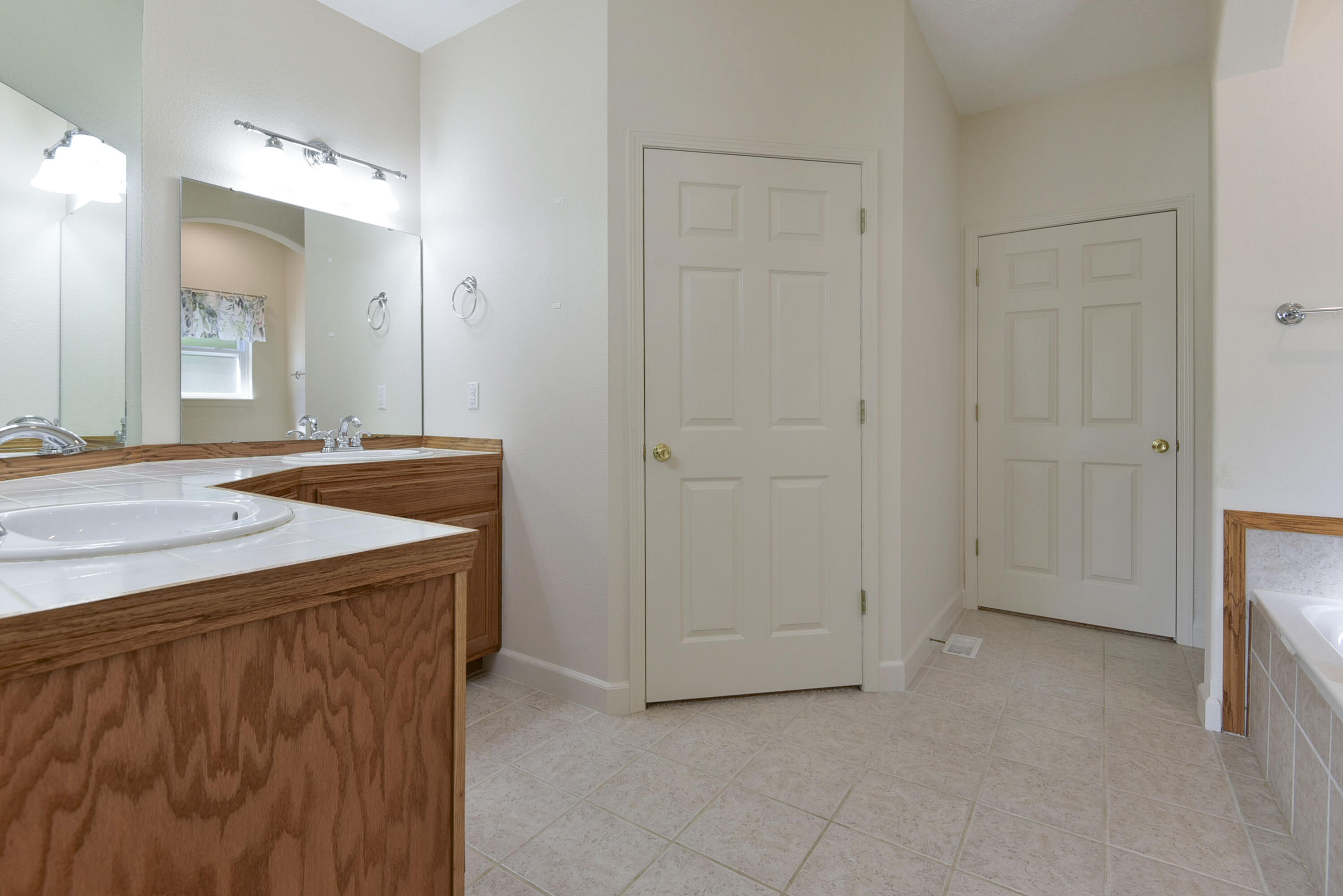 152 Sterling Way Property Photo 27