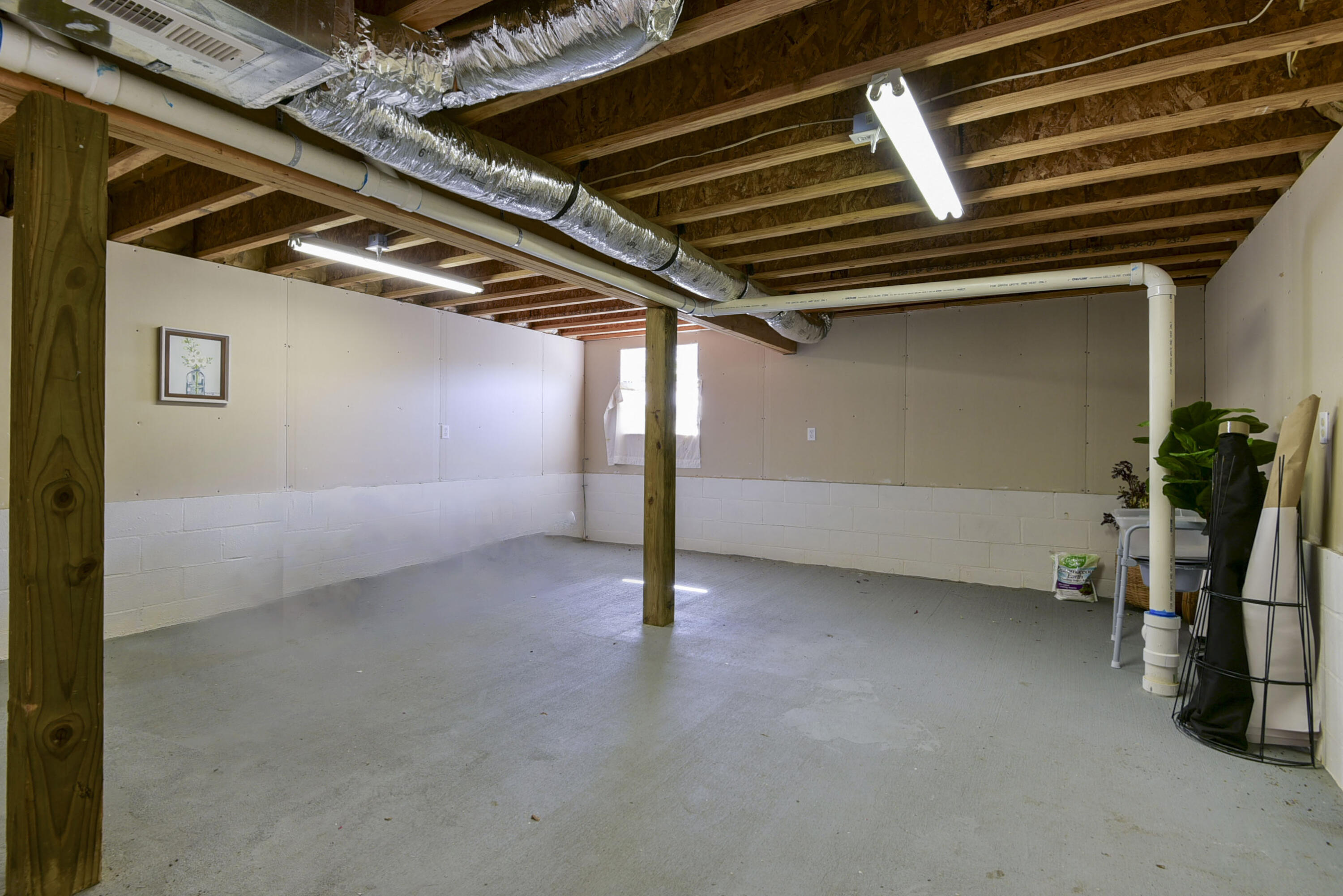 152 Sterling Way Property Photo 34