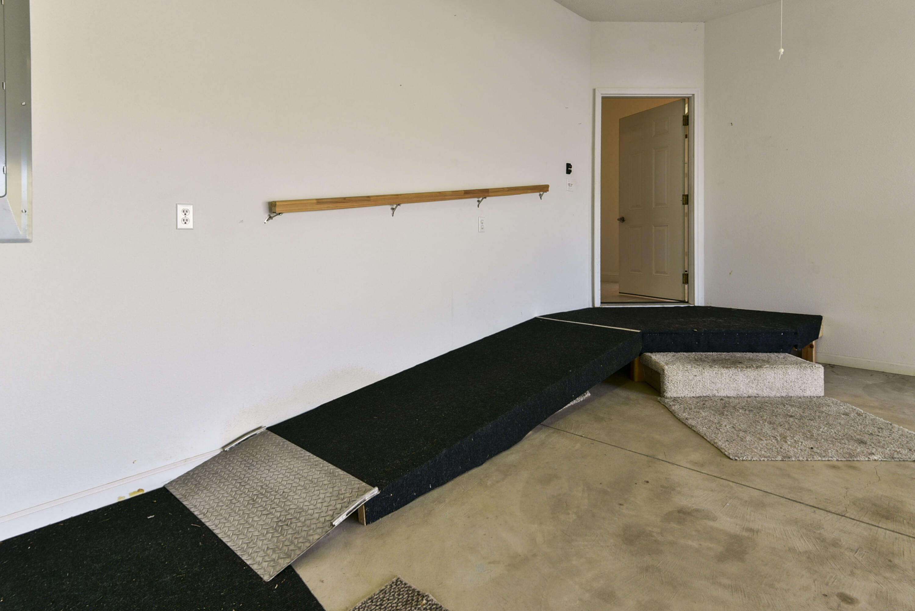 152 Sterling Way Property Photo 47