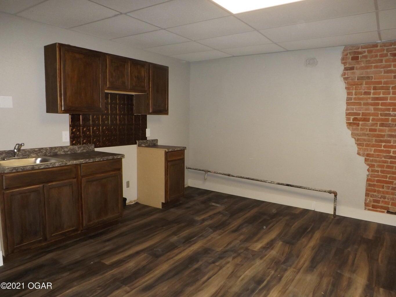 122 North Main Street Property Photo 3