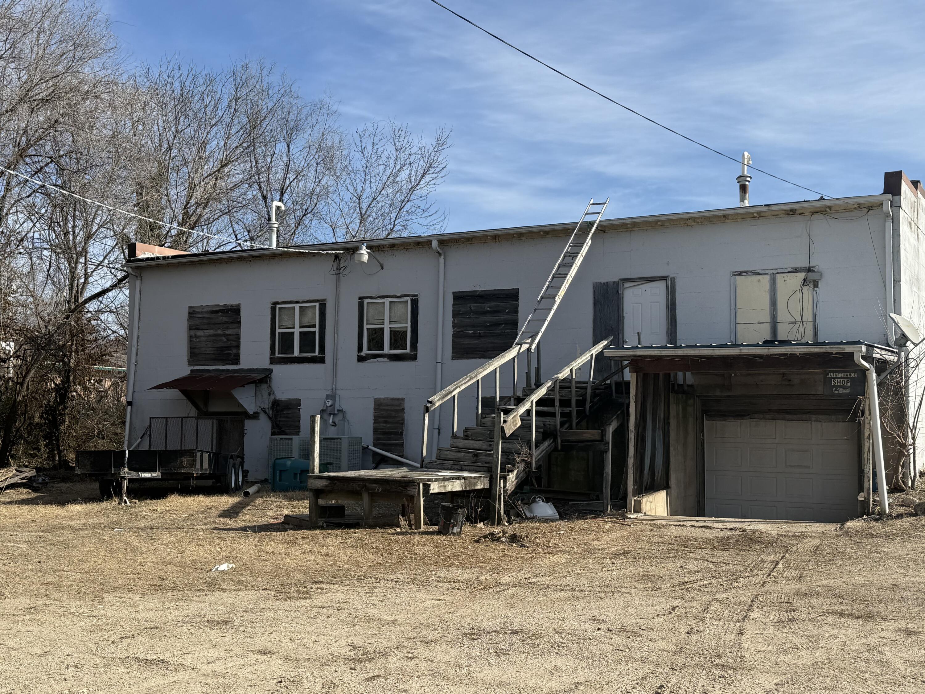 209 North Jefferson Street Property Photo 2