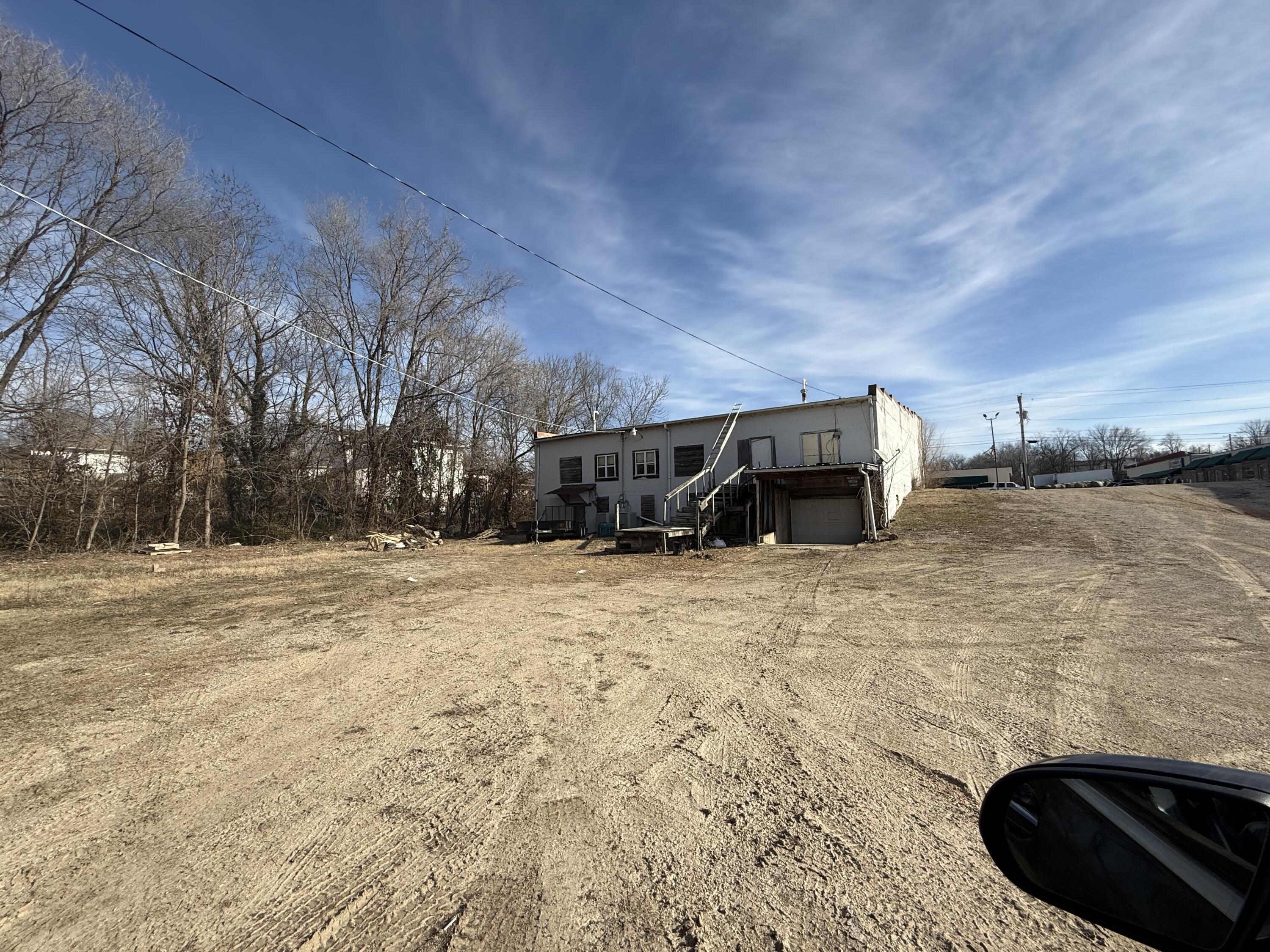 209 North Jefferson Street Property Photo 3