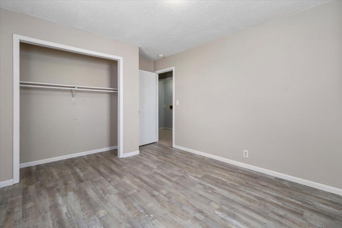 301 Luyster Street Property Photo 15