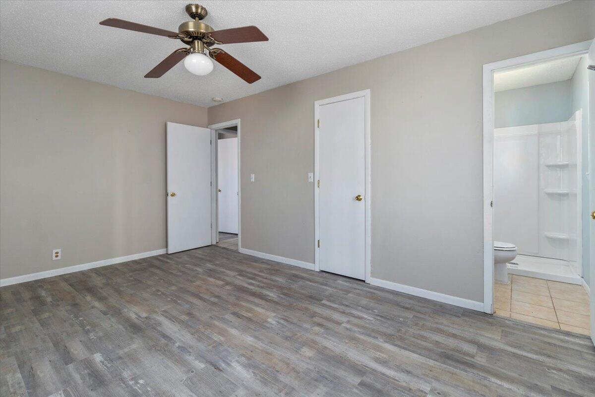301 Luyster Street Property Photo 17