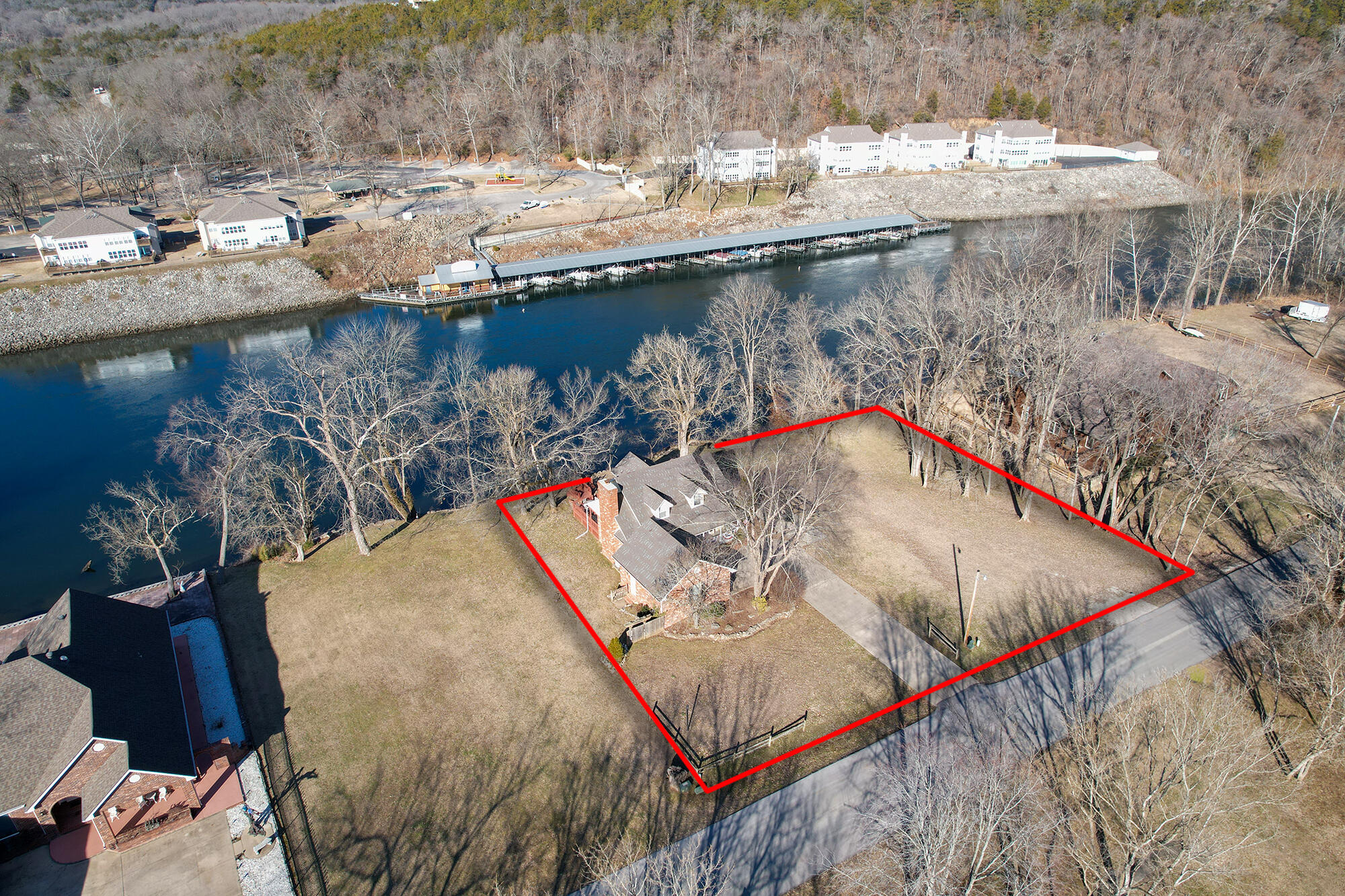 582 Foggy River Road Property Photo 5