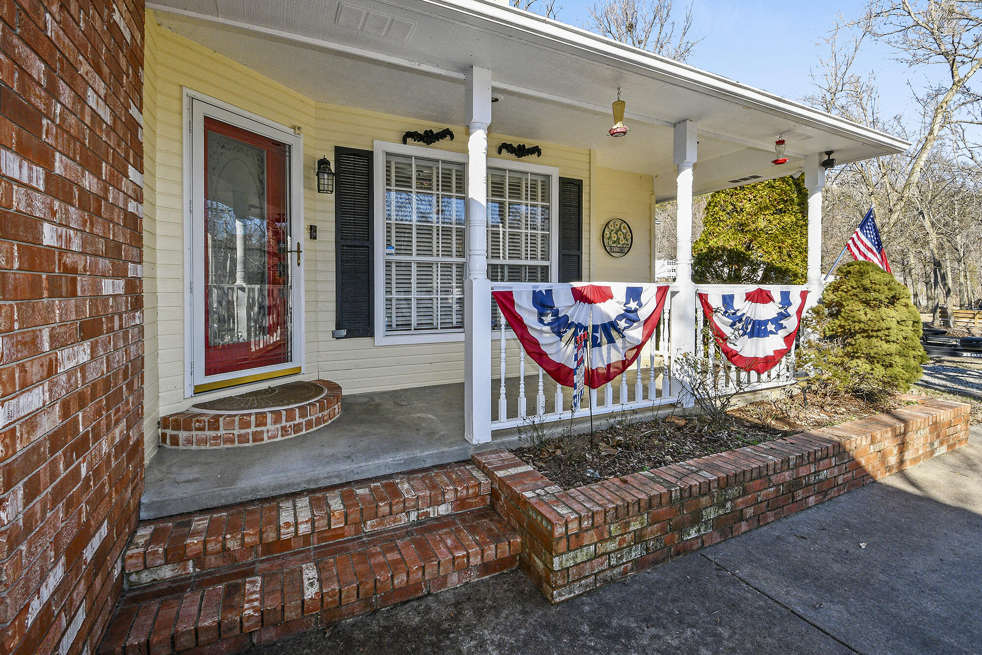 582 Foggy River Road Property Photo 7