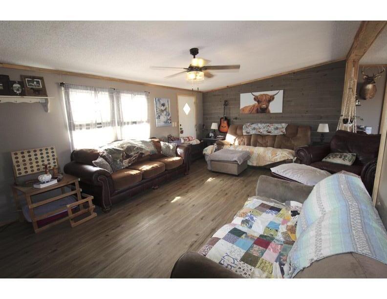 2086 County Road 137 Property Photo 8