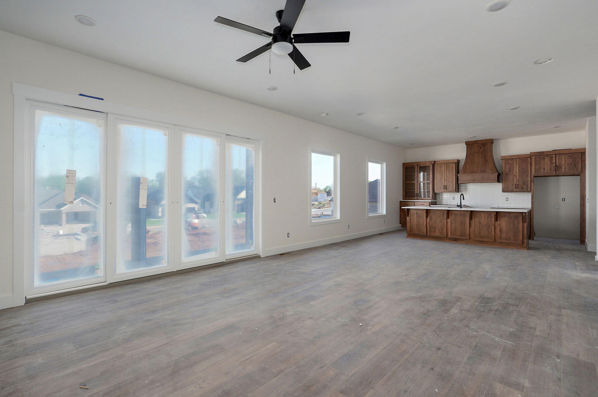3010 West Allen Property Photo 2