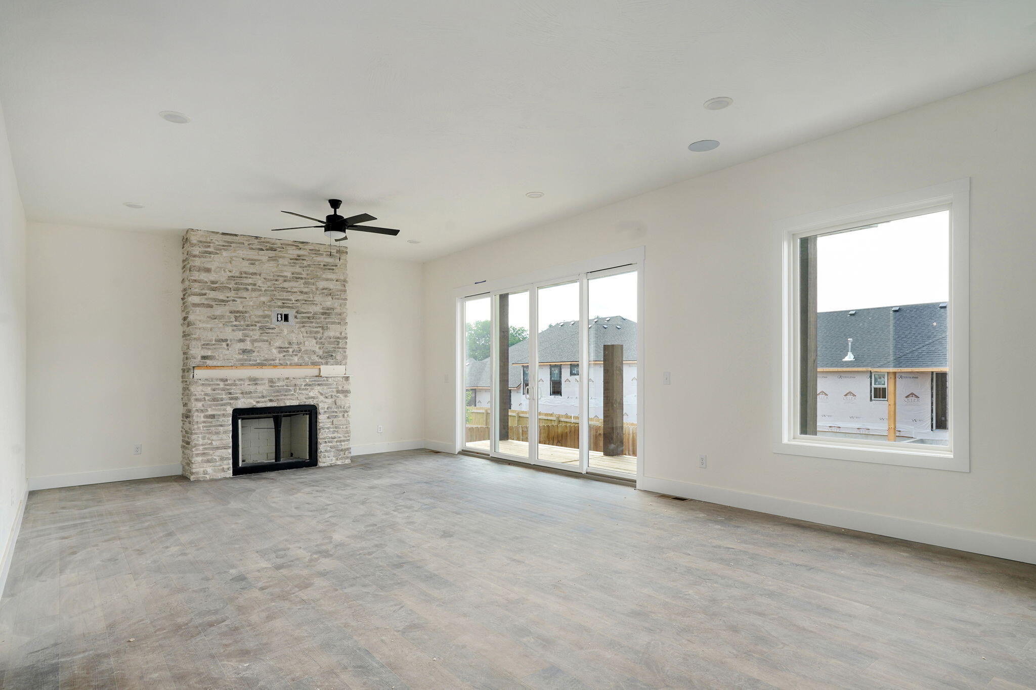 3010 West Allen Property Photo 4