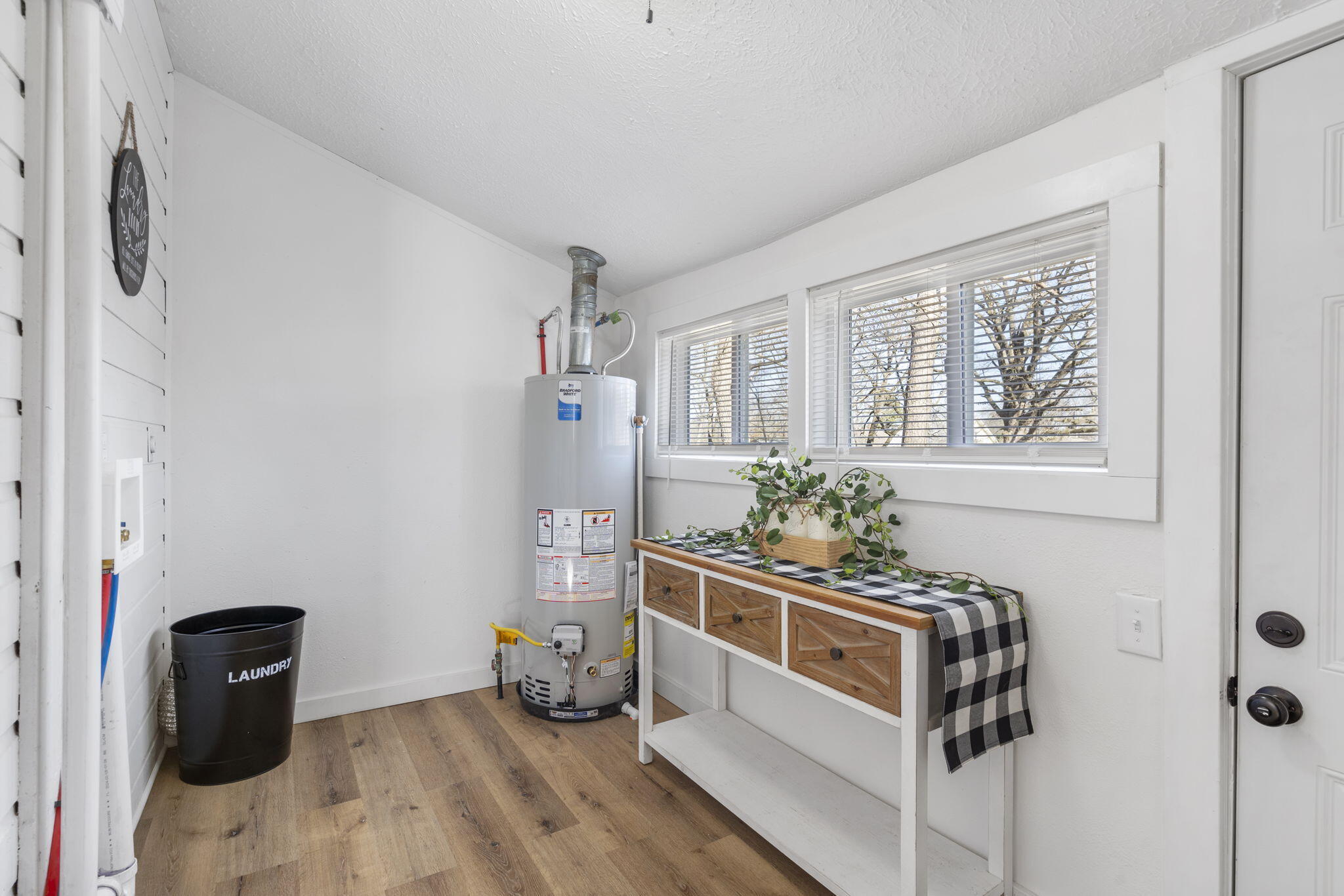 2528 North Grant Avenue Property Photo 12