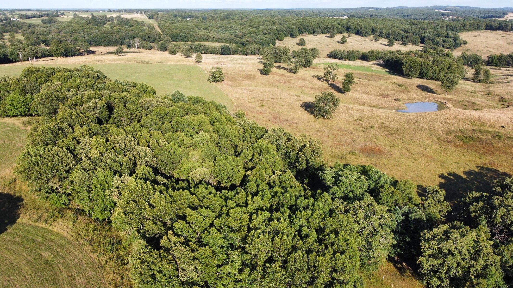 000-a County Line Road Property Photo 2