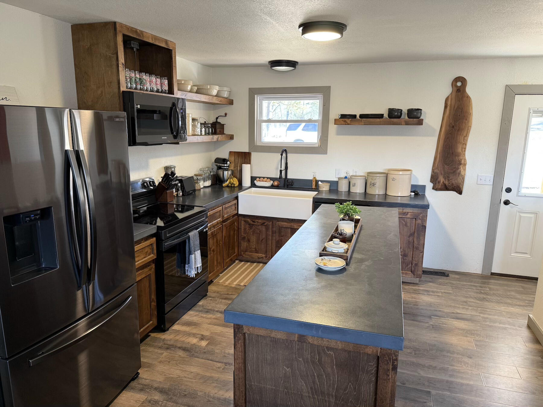 16563 Wylda Rose Loop Property Photo 9