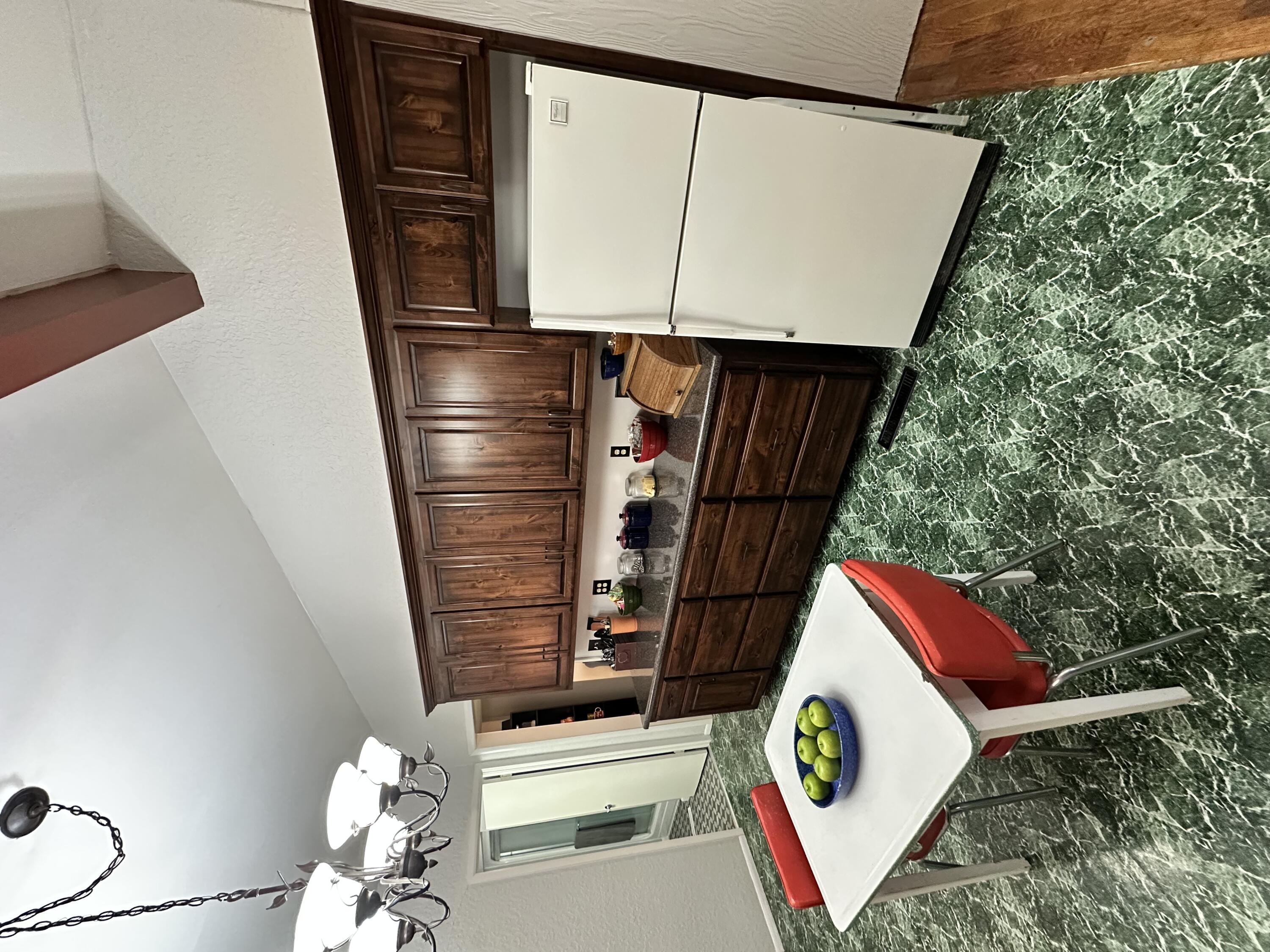 1845 South Grand Avenue Property Photo 25