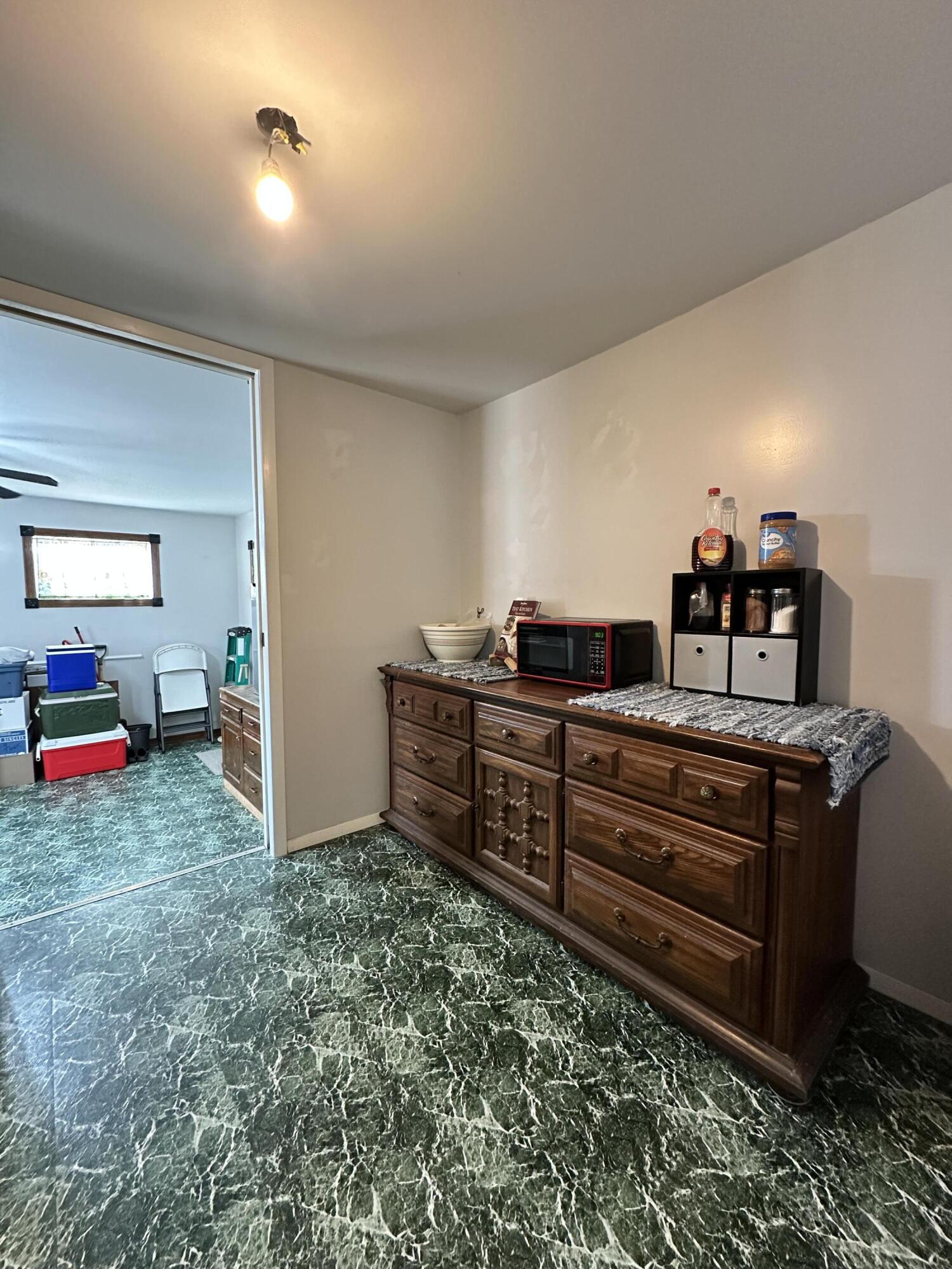 1845 South Grand Avenue Property Photo 31