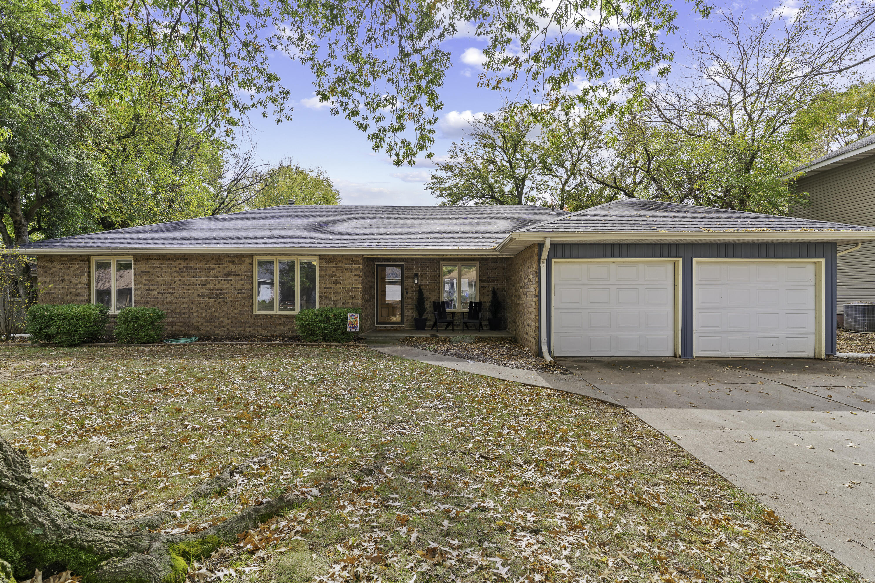 1528 East Hanover Street Property Photo 1