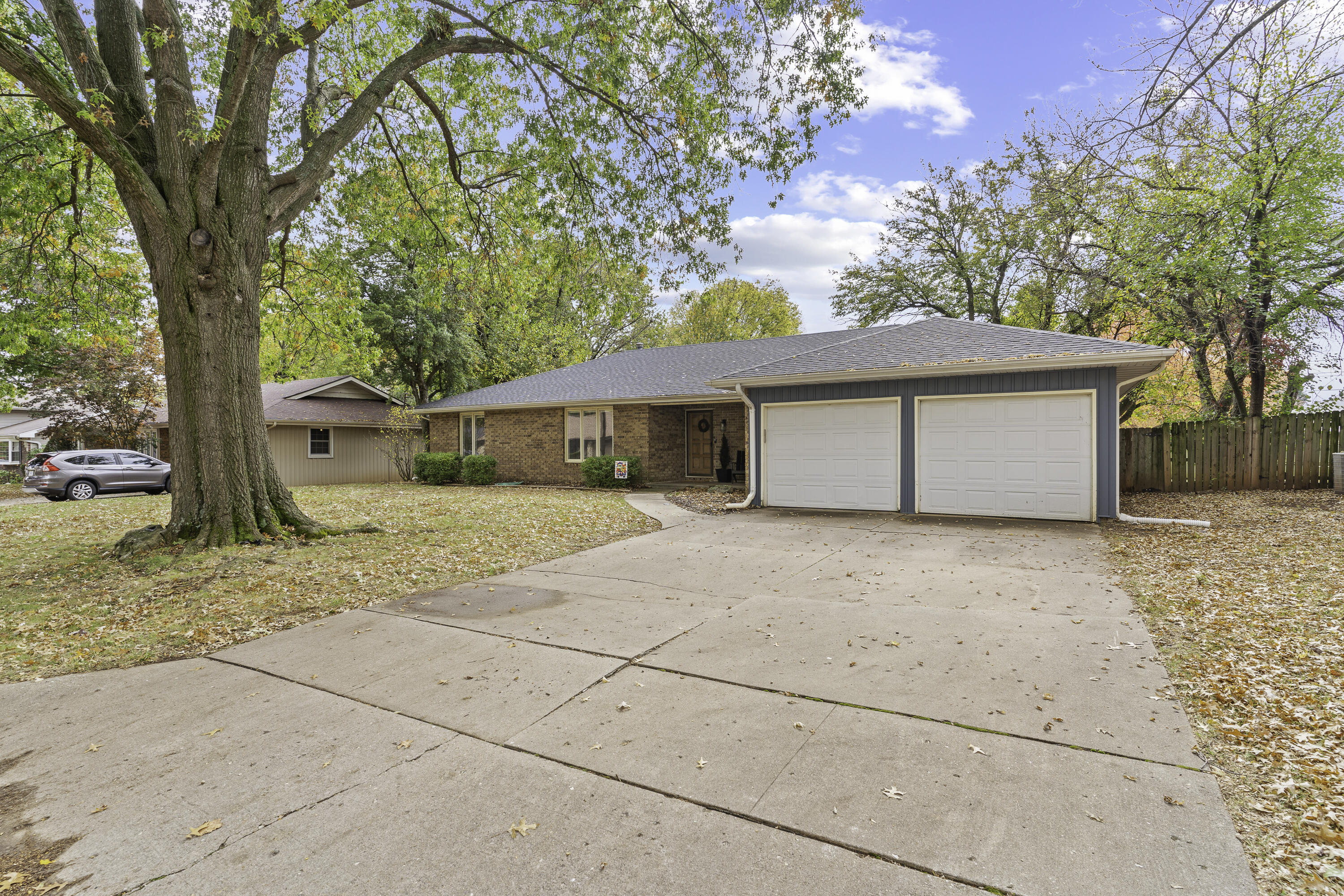 1528 East Hanover Street Property Photo 3