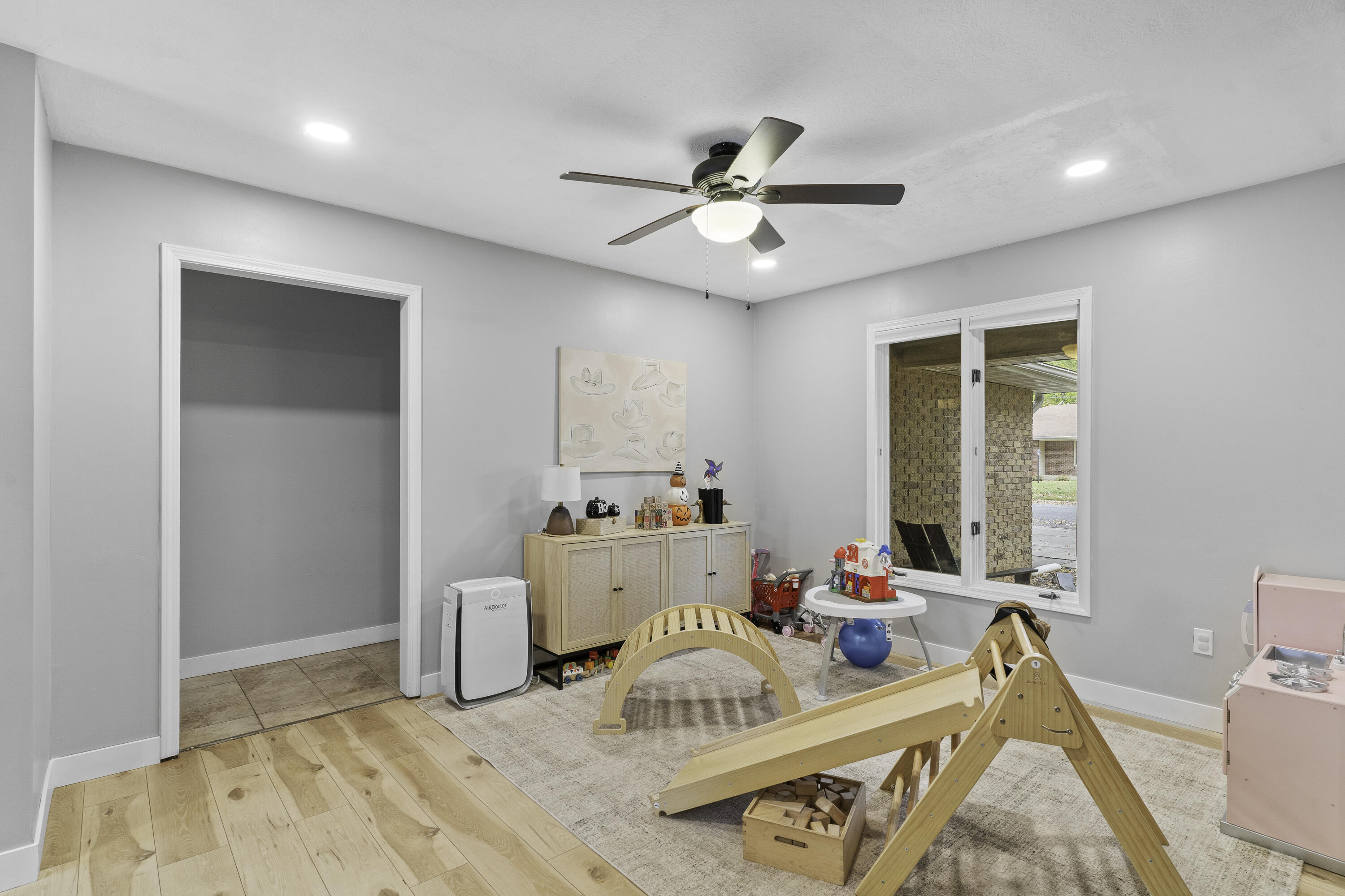 1528 East Hanover Street Property Photo 8