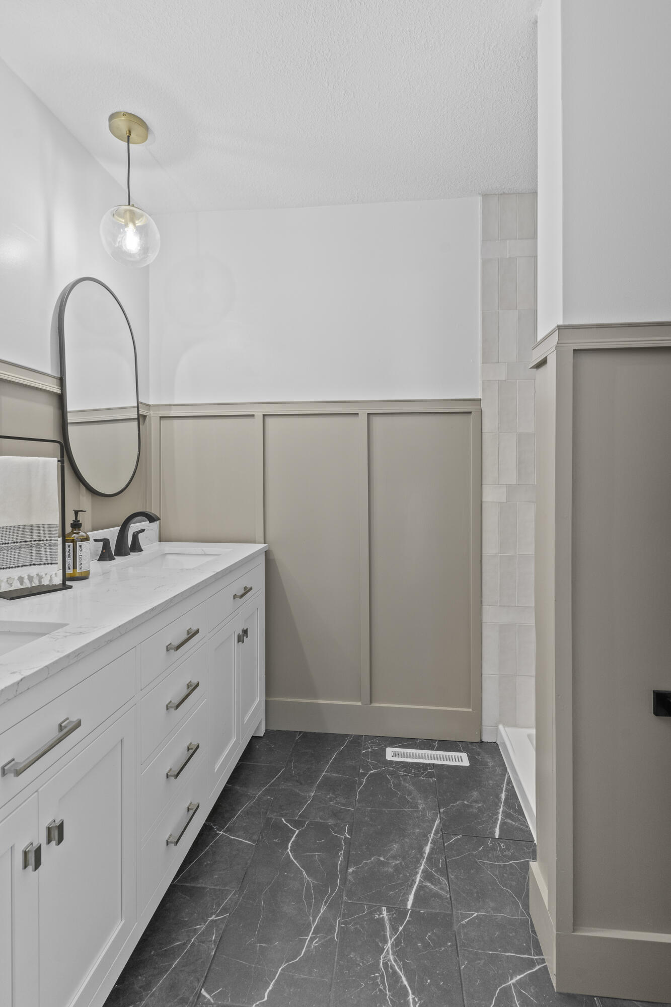 1528 East Hanover Street Property Photo 27