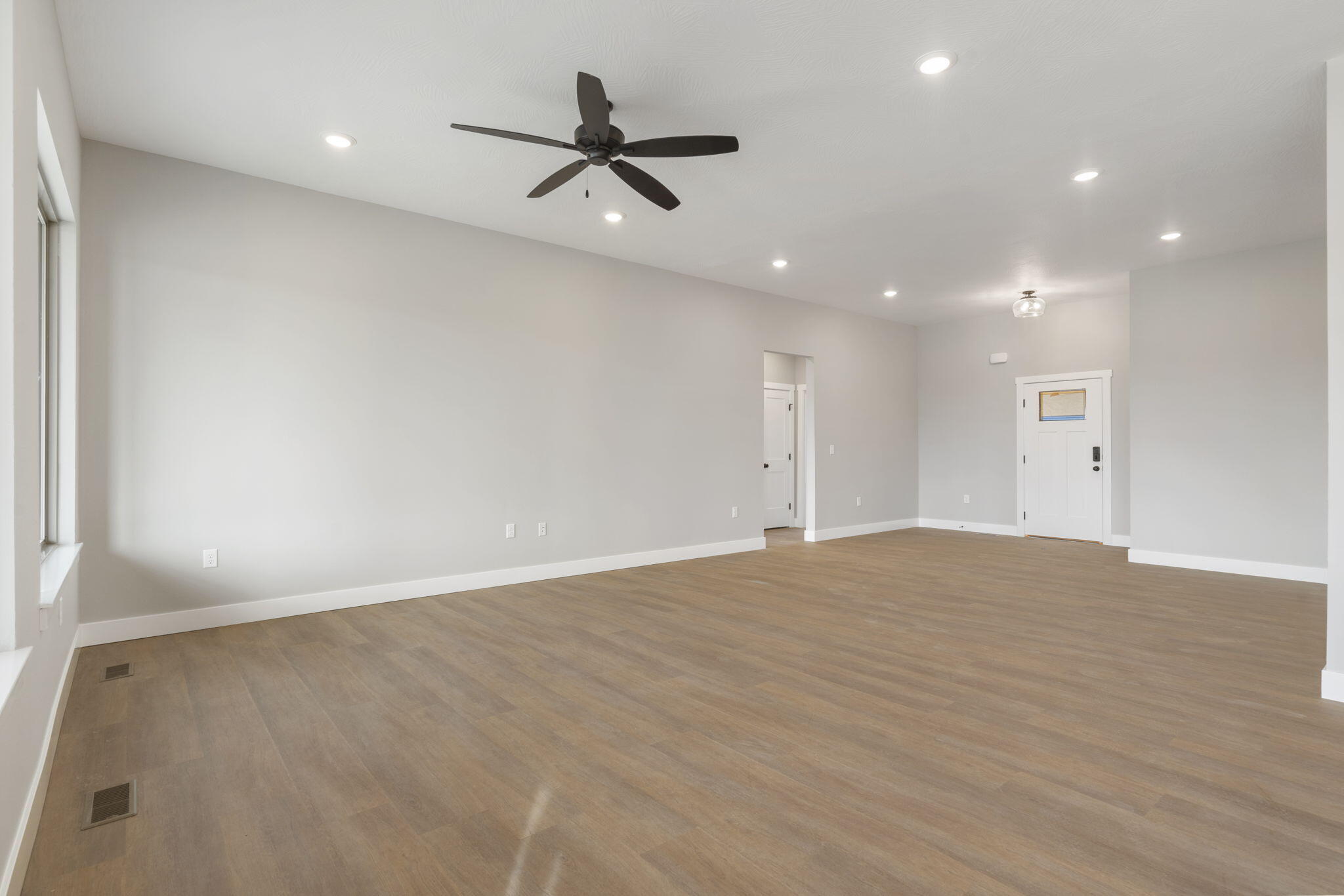 5225 Logan Drive Property Photo 5