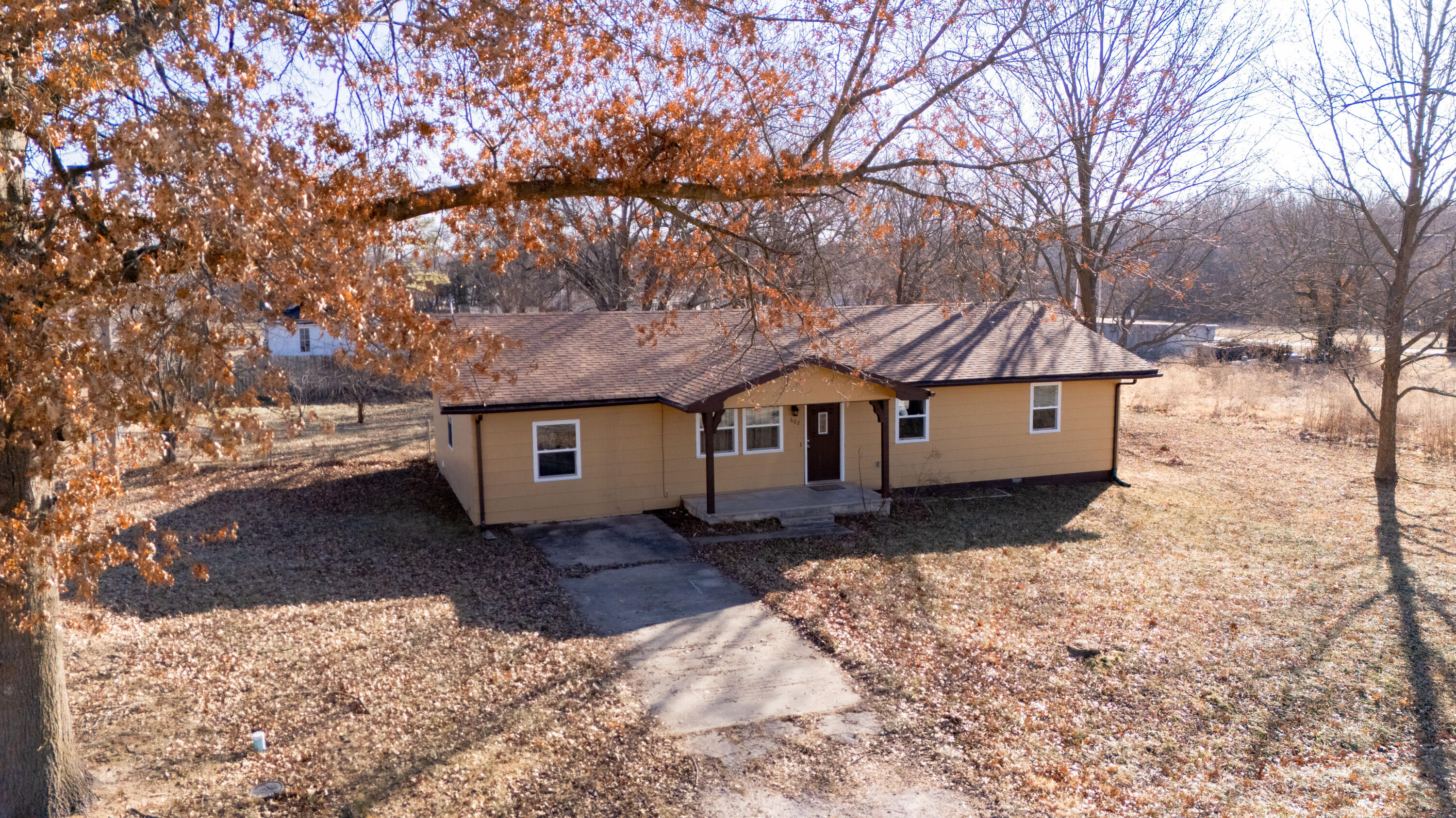 602 South Sarah Street Property Photo 25