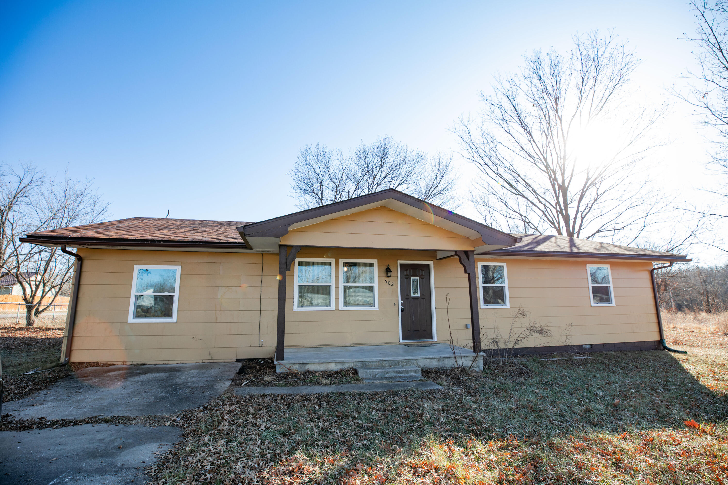 602 South Sarah Street Property Photo 40