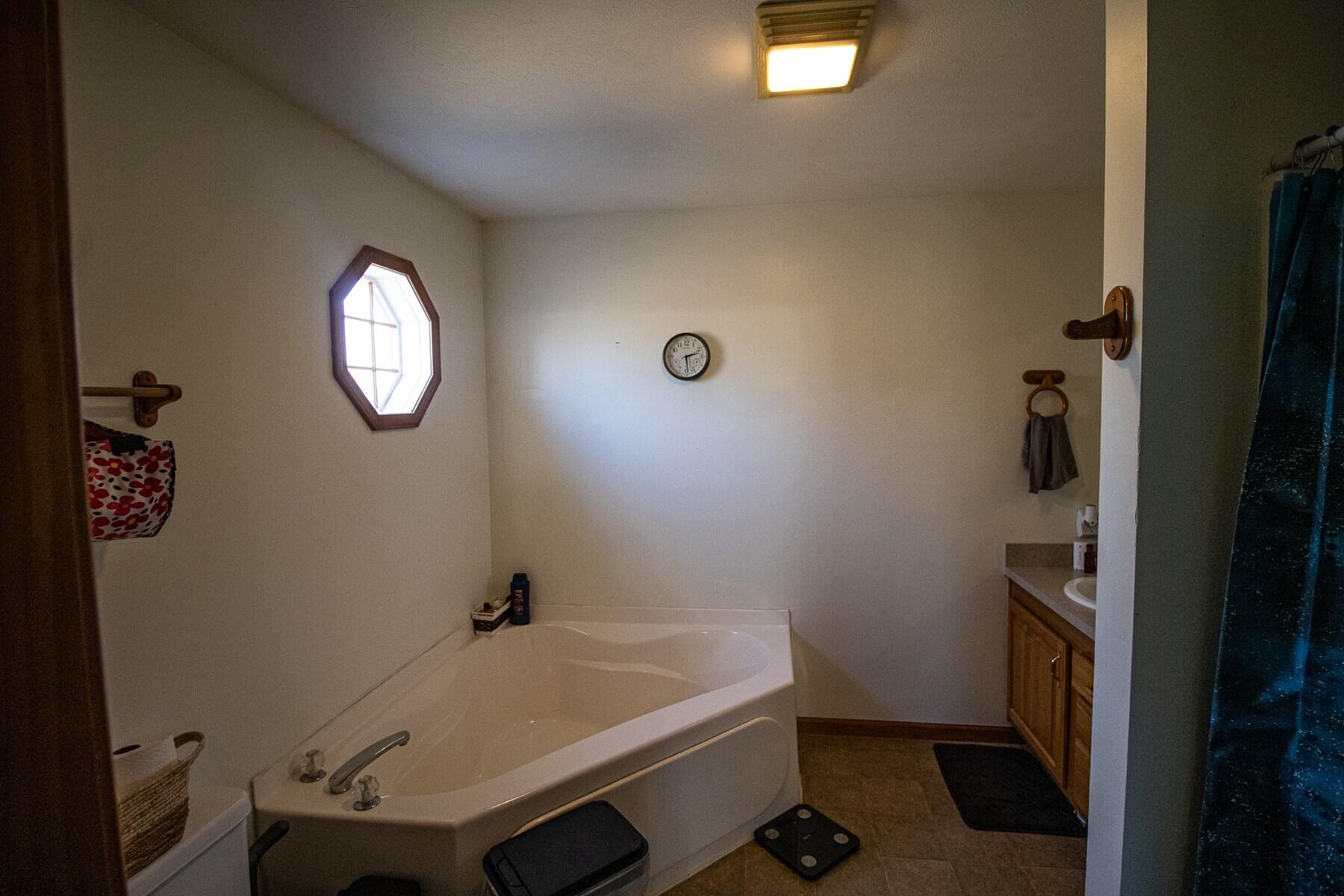 7550 Northeast 125 Road Property Photo 21