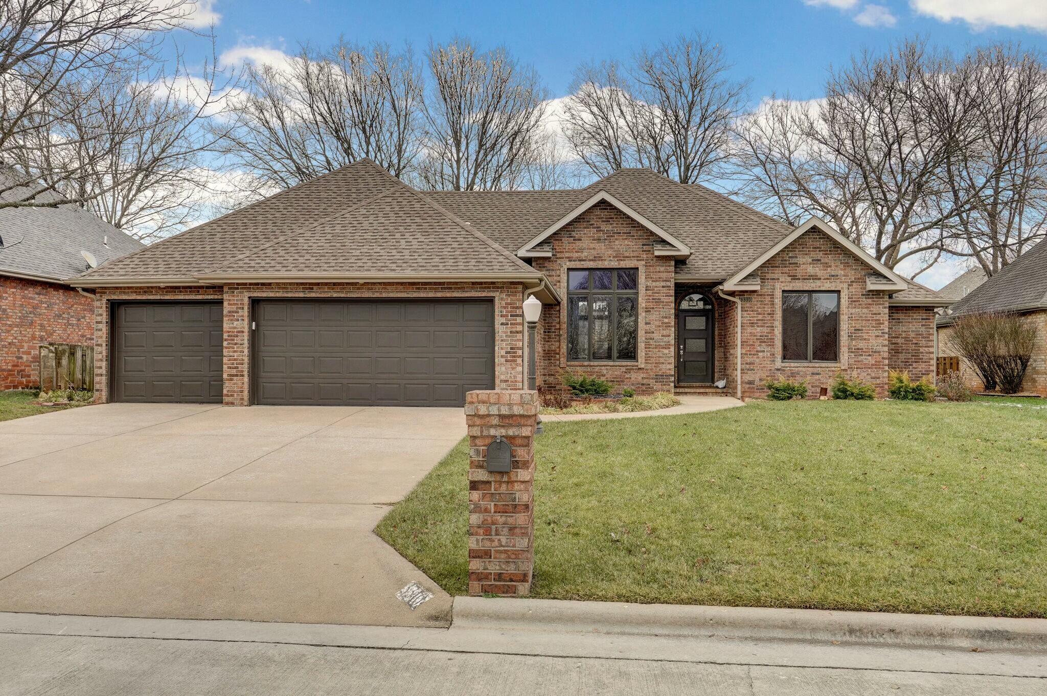 Fox Grape Real Estate Listings Main Image