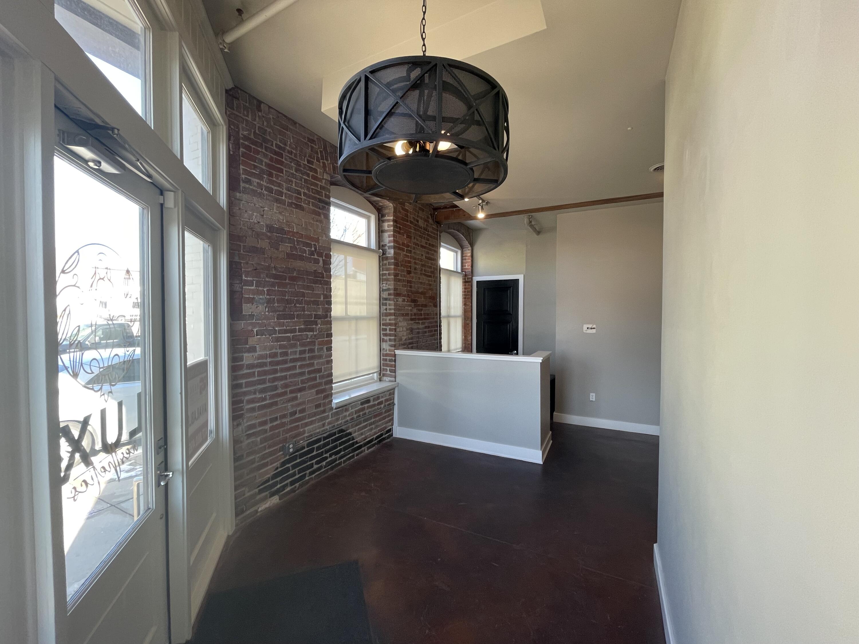 214 West Phelps Street Property Photo 3