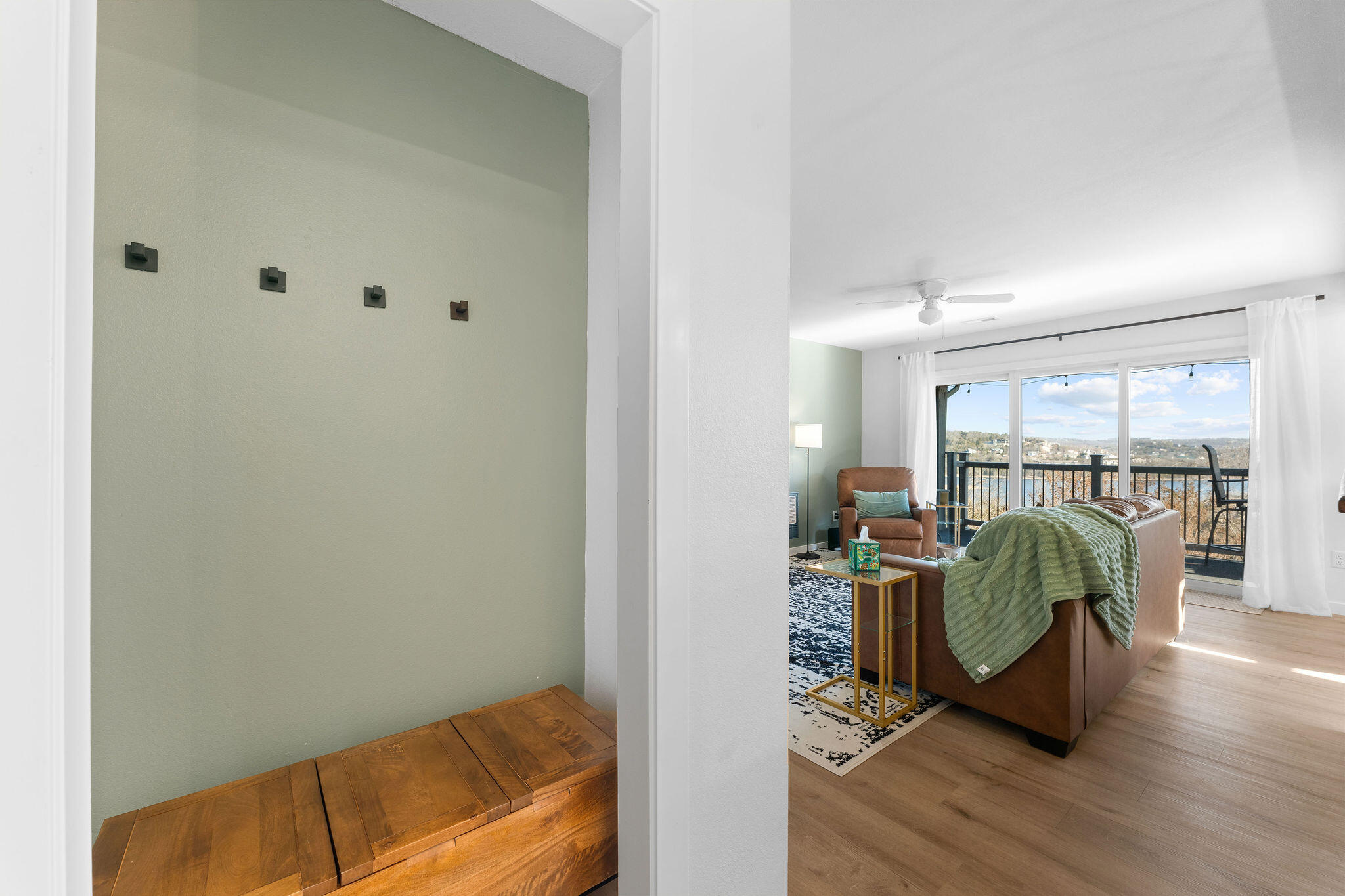 5 Treehouse Lane Property Photo 4