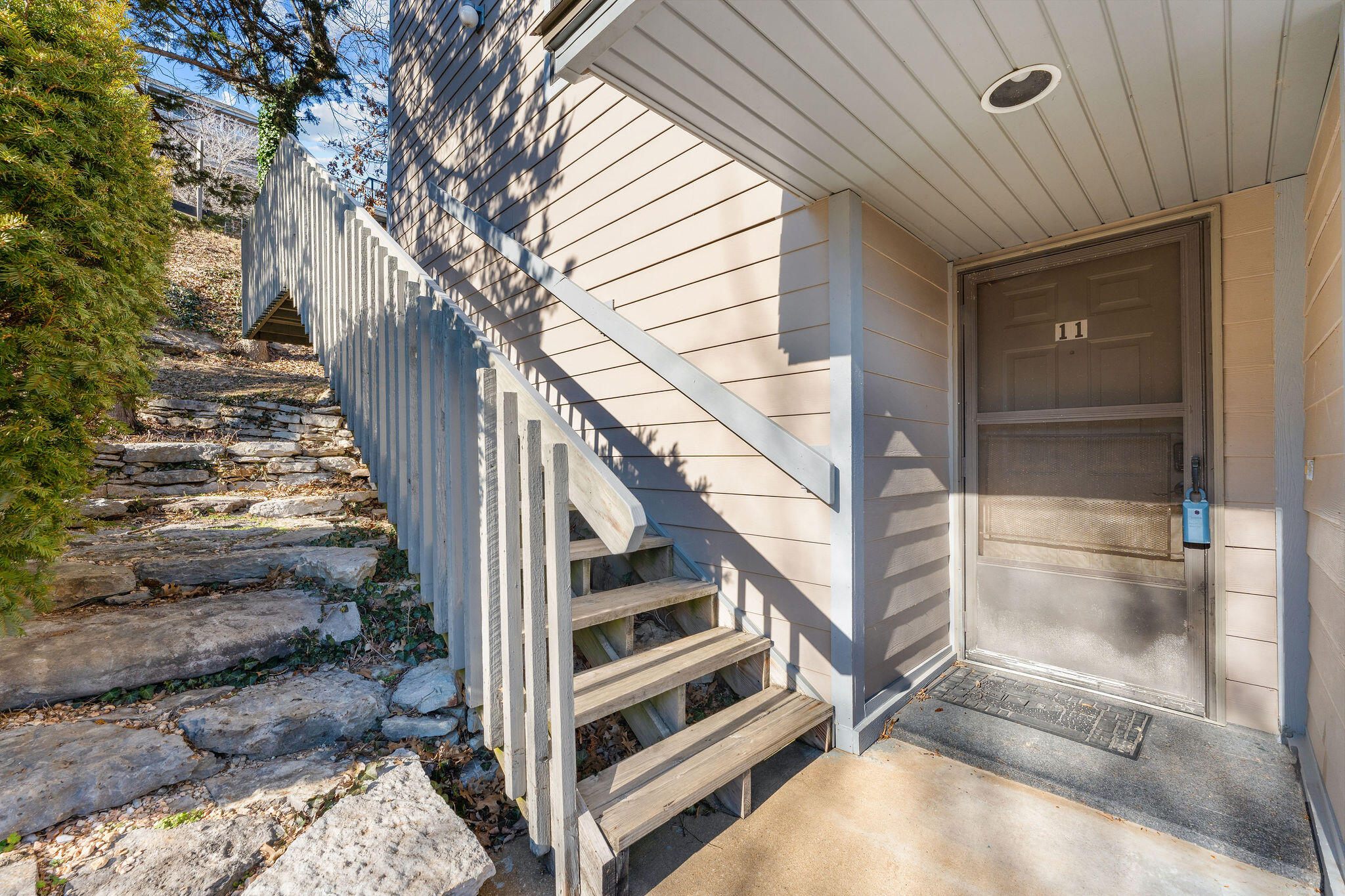 5 Treehouse Lane Property Photo 24