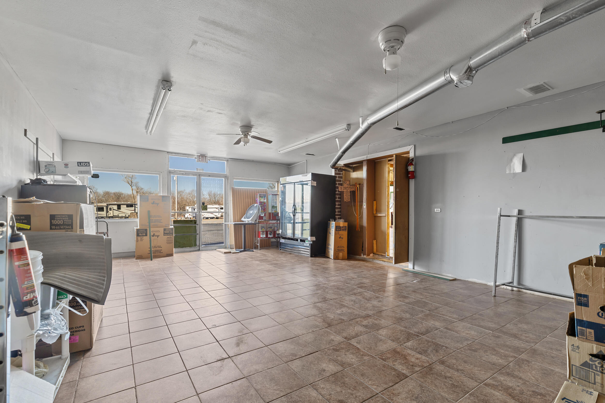 451-455 Sw Highway 60 Property Photo 8