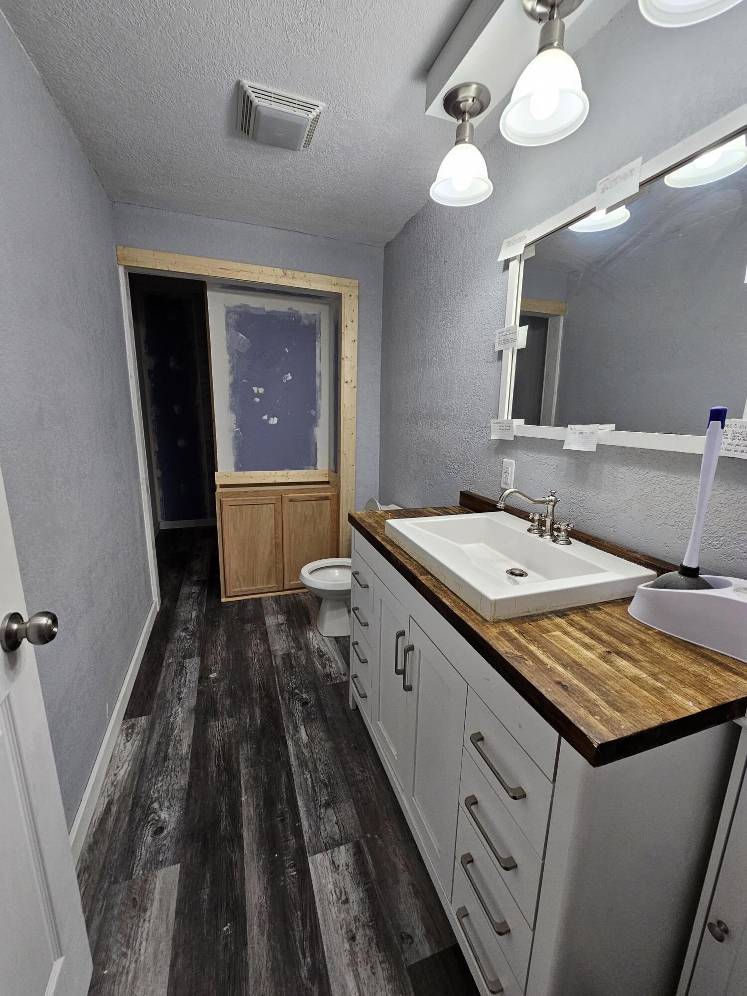 1101 East 18th Street Property Photo 15
