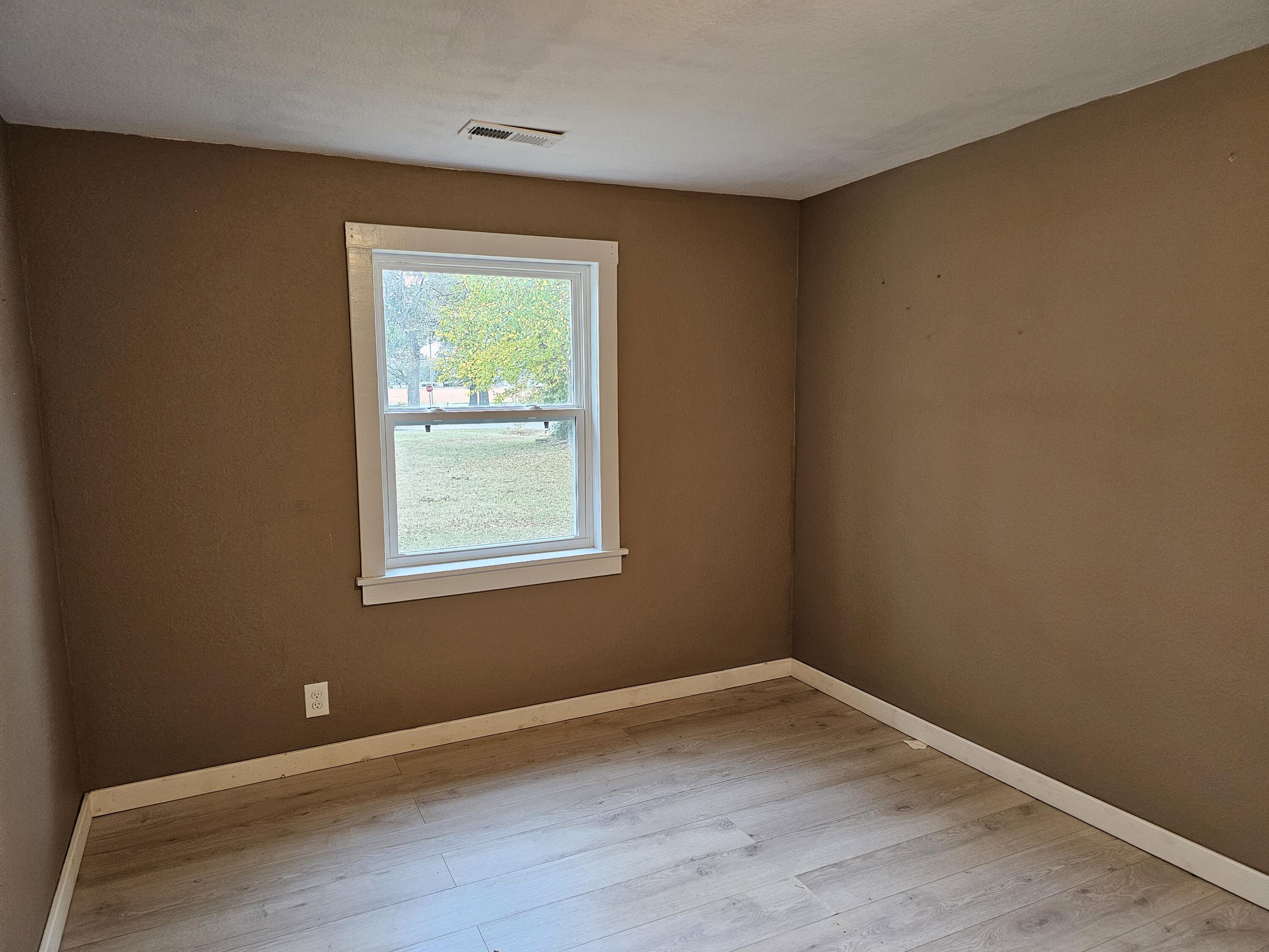 1101 East 18th Street Property Photo 18