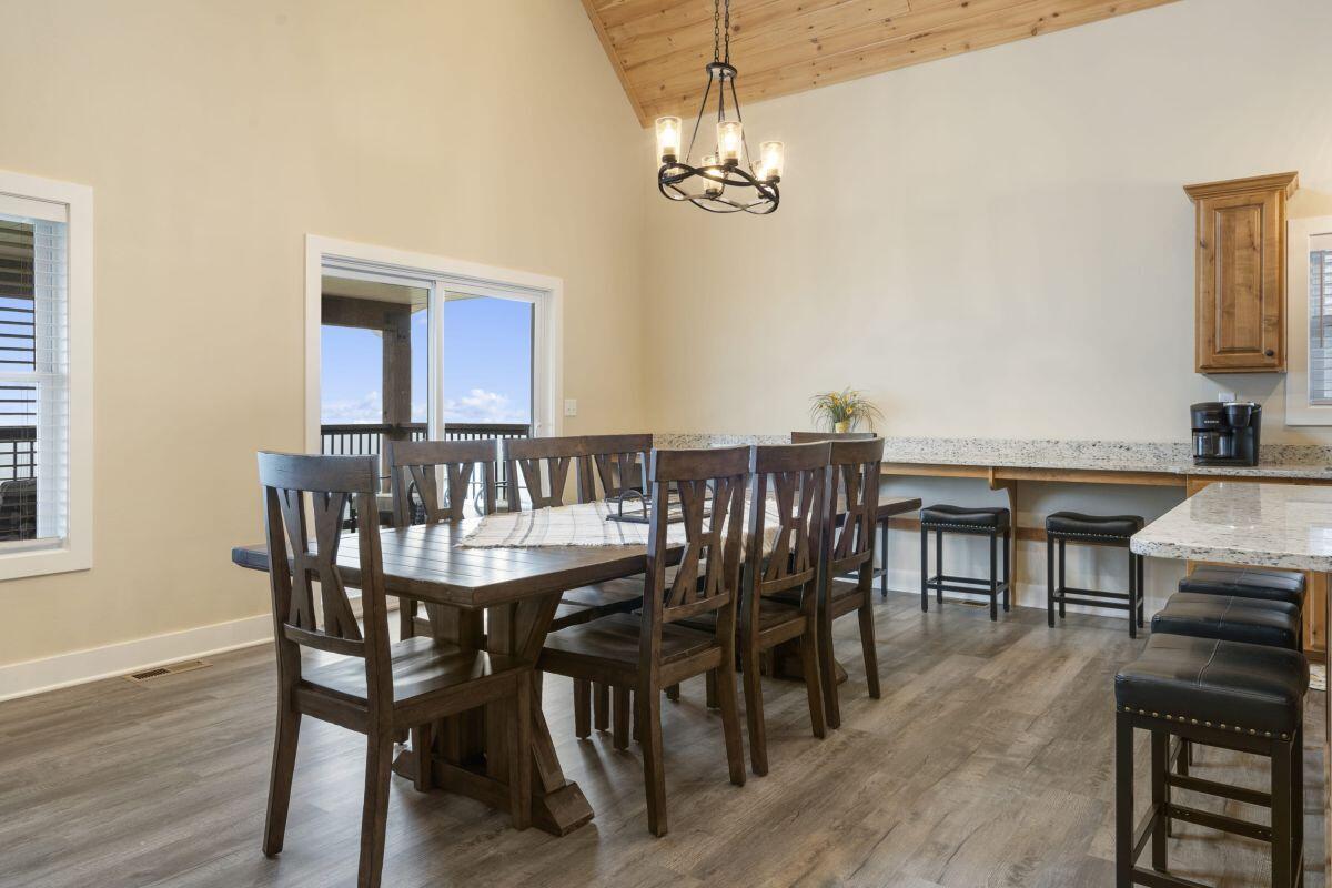 227 Songbird Circle Property Photo 7