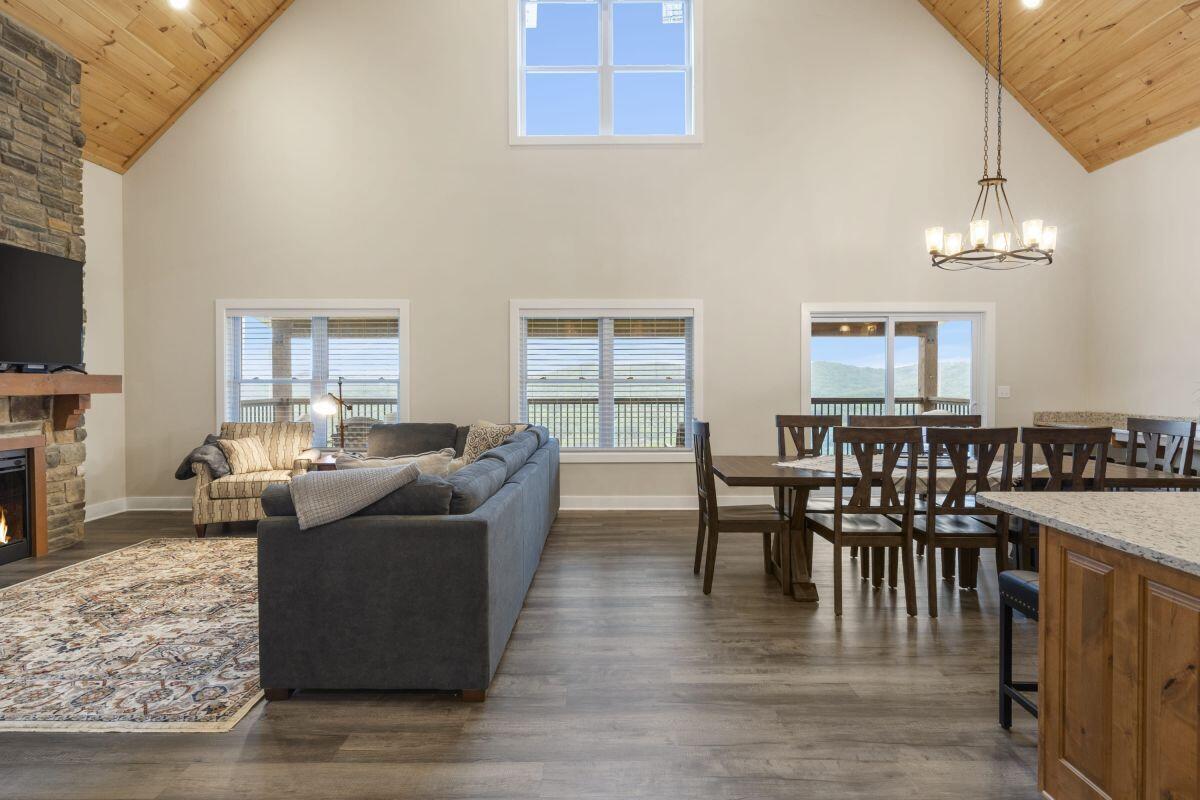 227 Songbird Circle Property Photo 12