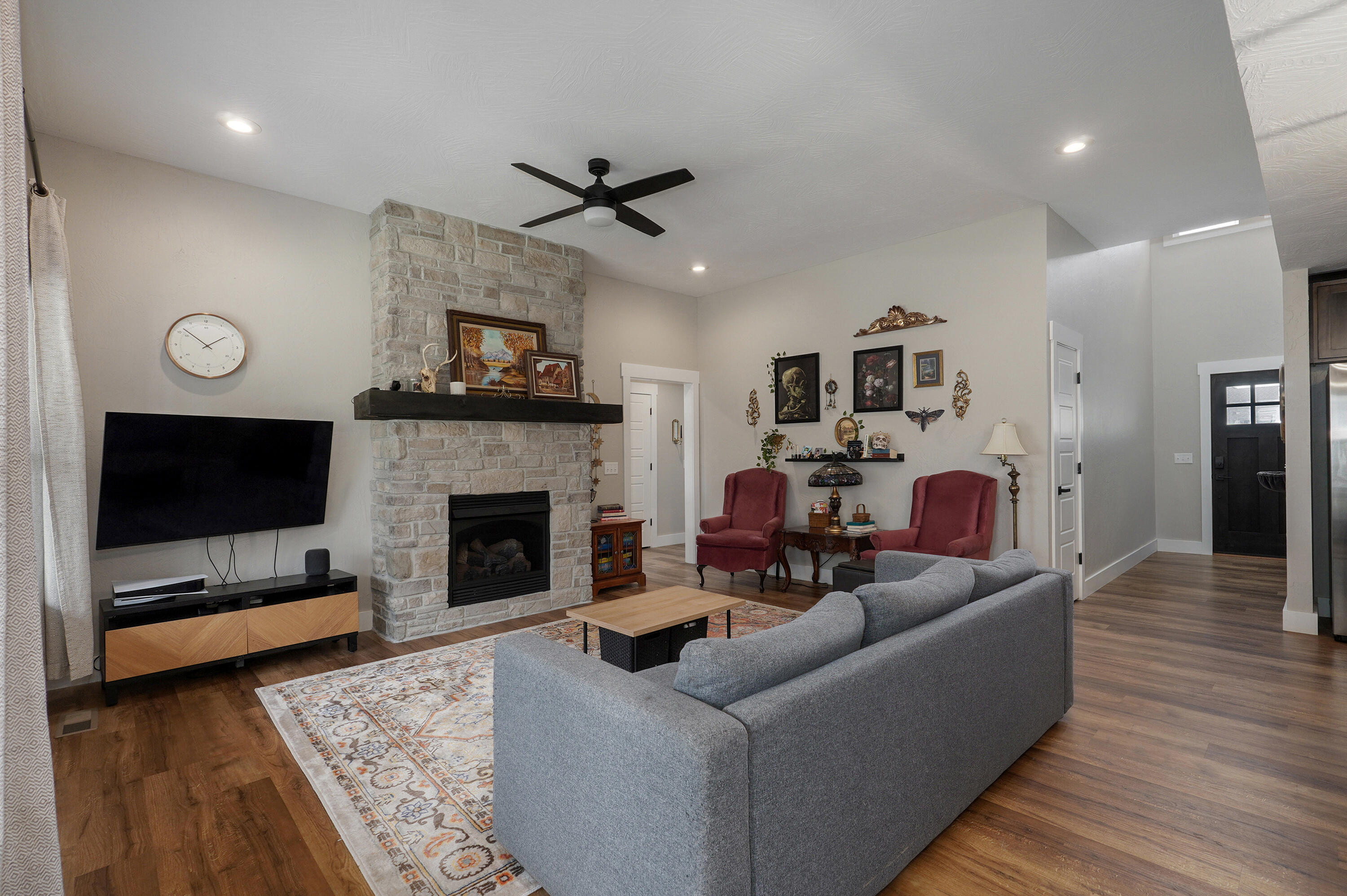 2060 Buckhorn Road Property Photo 8