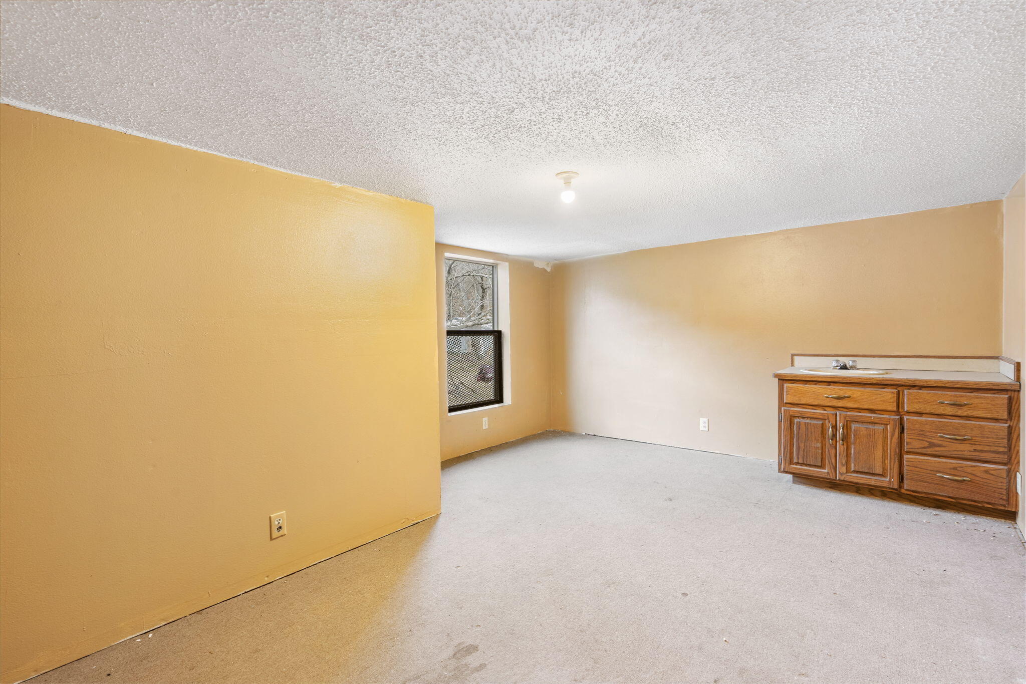 629 East State Highway 248 Property Photo 25