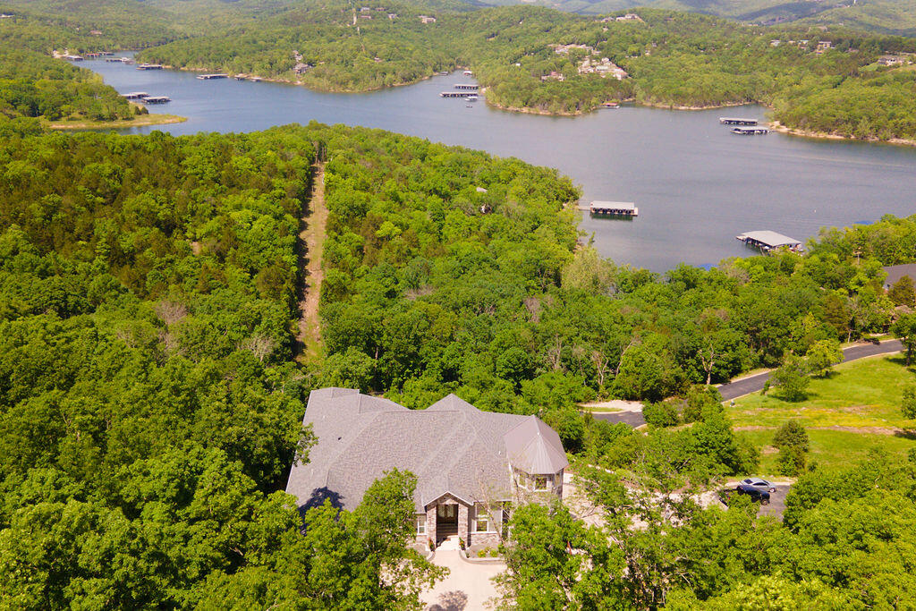 137 Slick Rock Road Property Photo 4