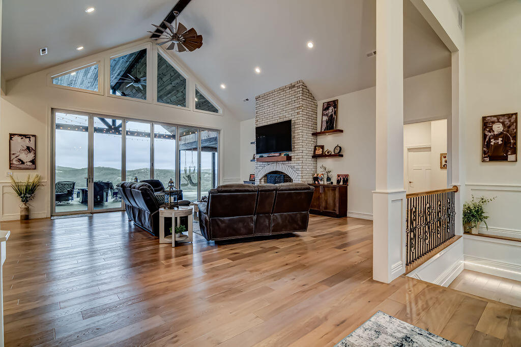 137 Slick Rock Road Property Photo 7