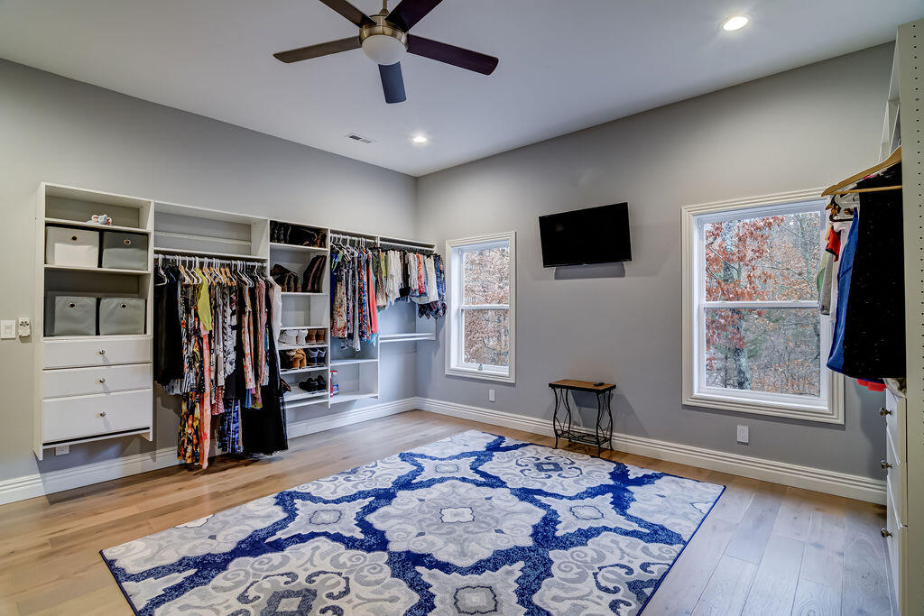 137 Slick Rock Road Property Photo 44