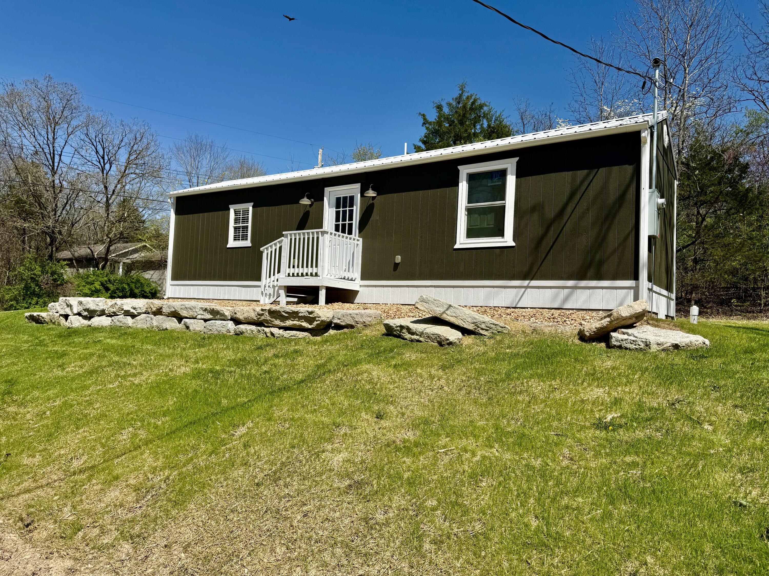 4136 Oakwood Road Property Photo