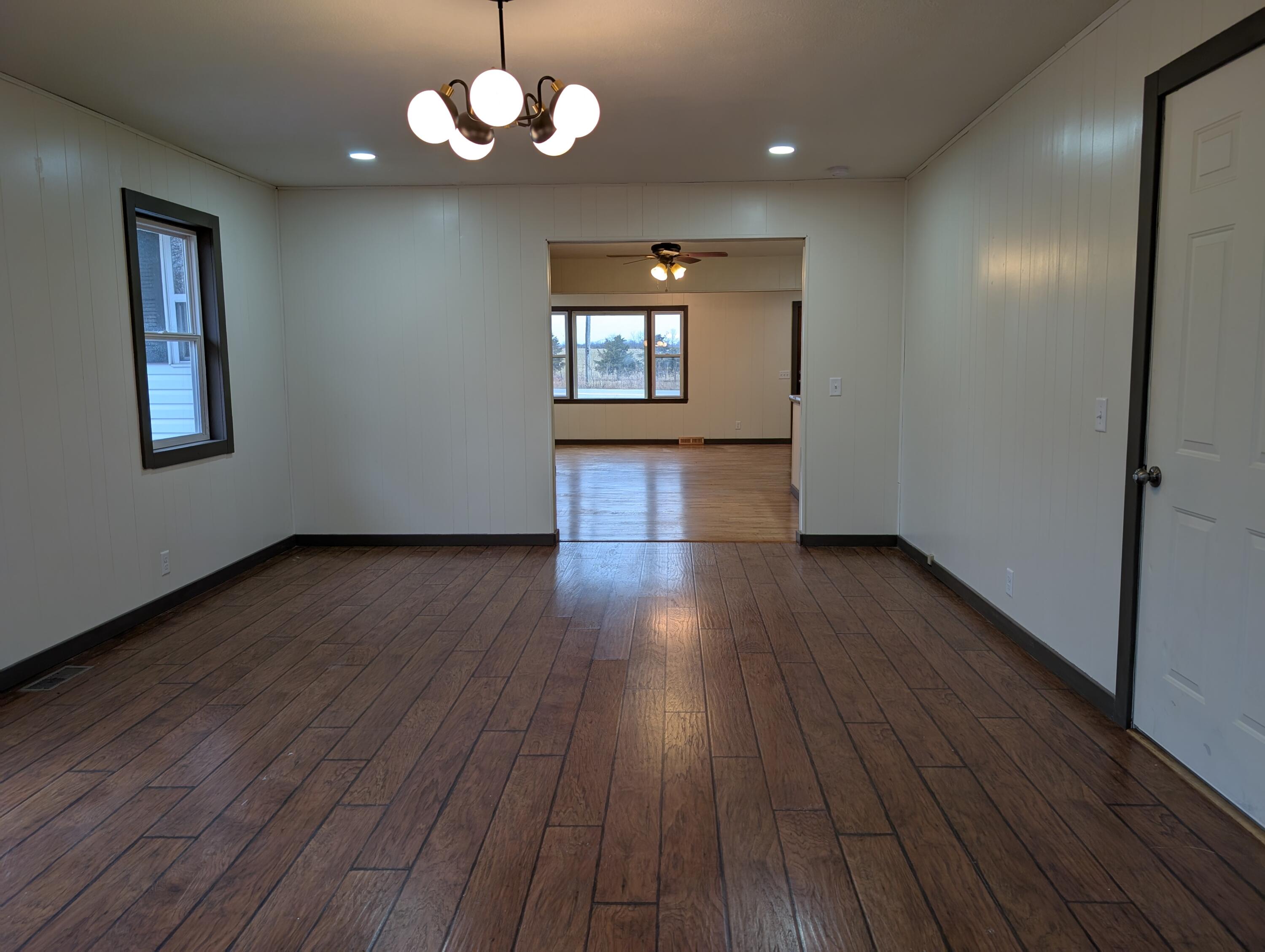 600 North Main Street Property Photo 18